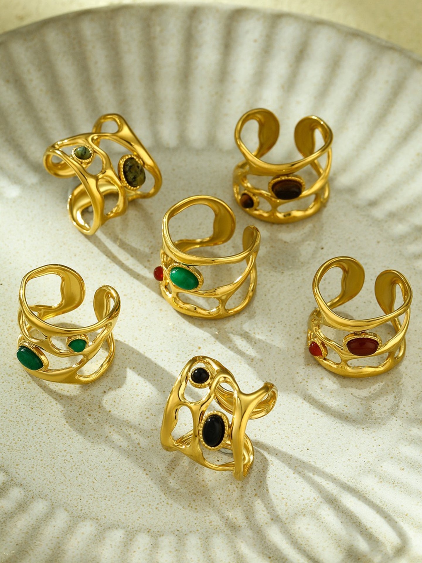 MORANDI HOLLOW-OUT RINGS