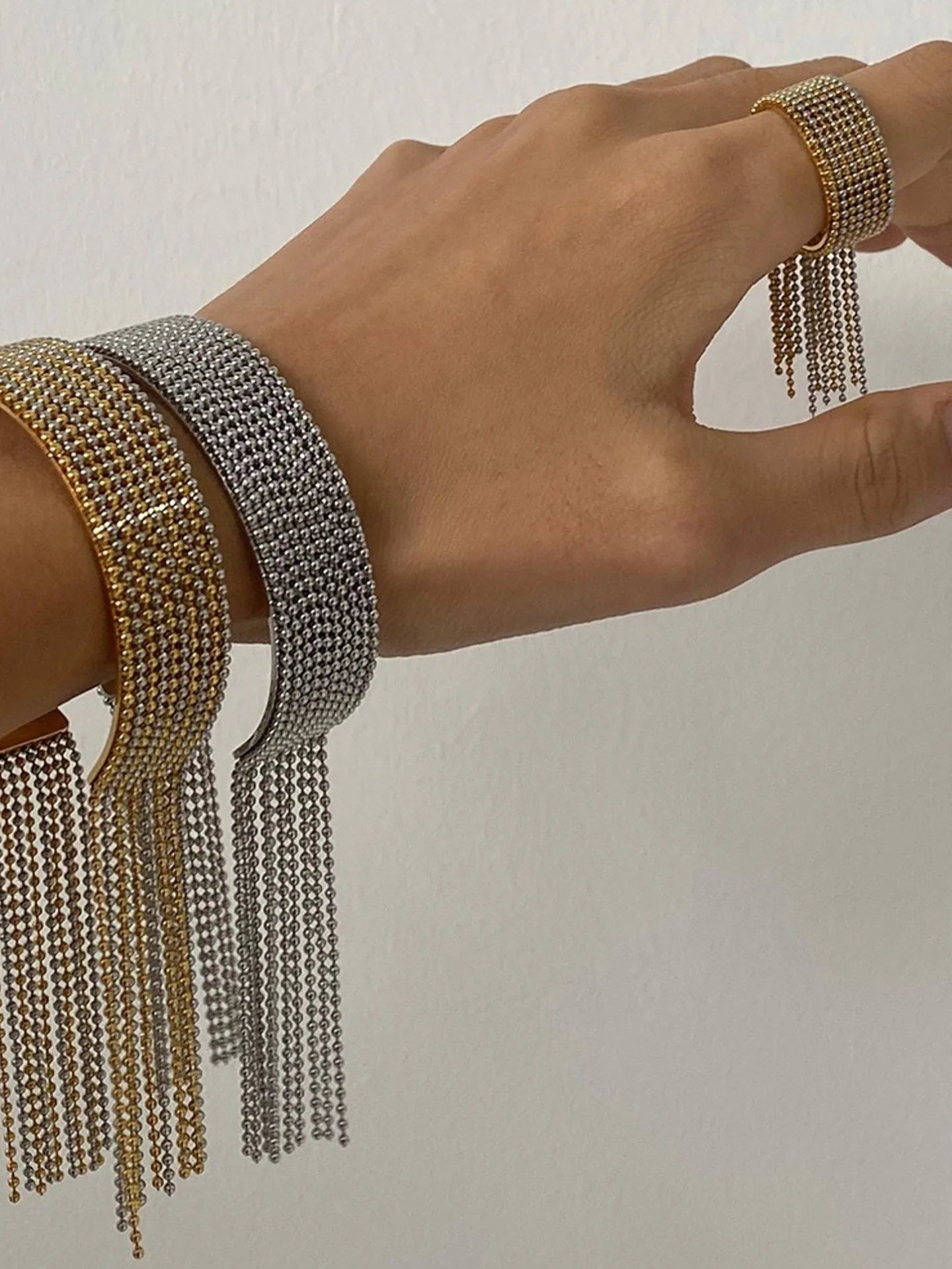 TASSEL OPEN RING
