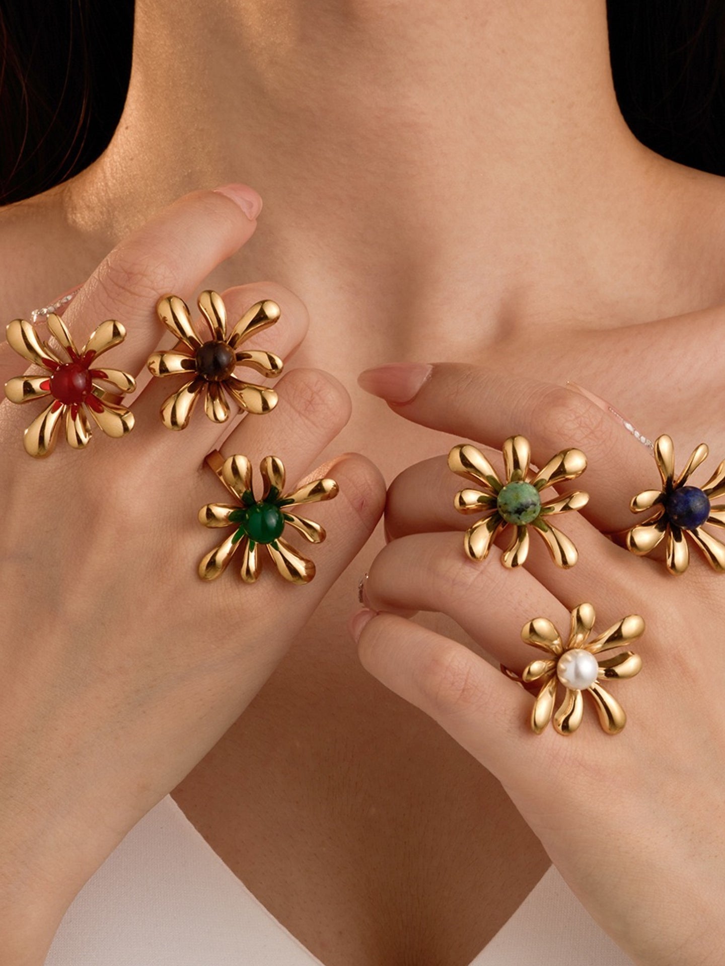 GEMSTONE PETAL RING