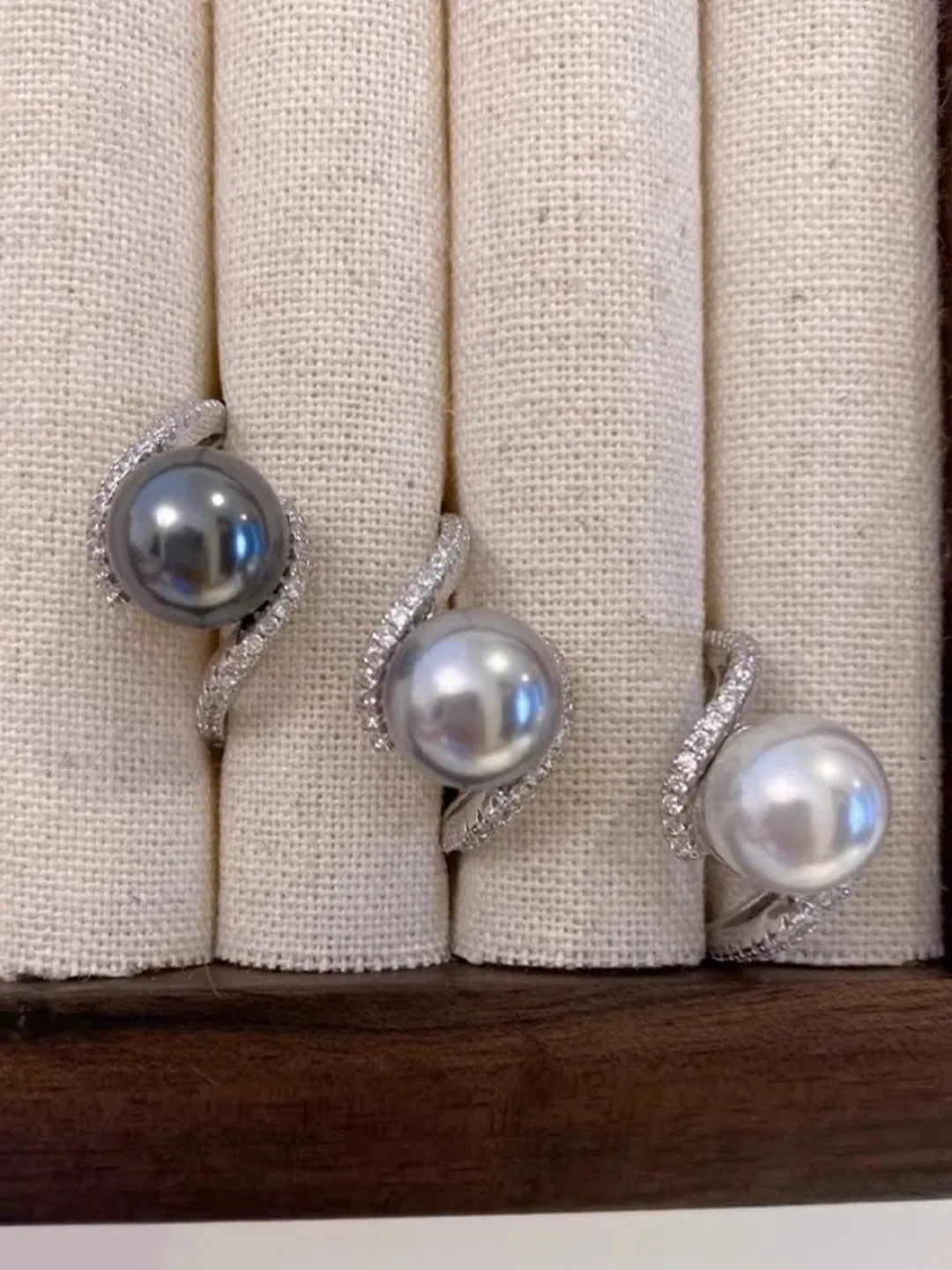 LUMINA PEARL RING