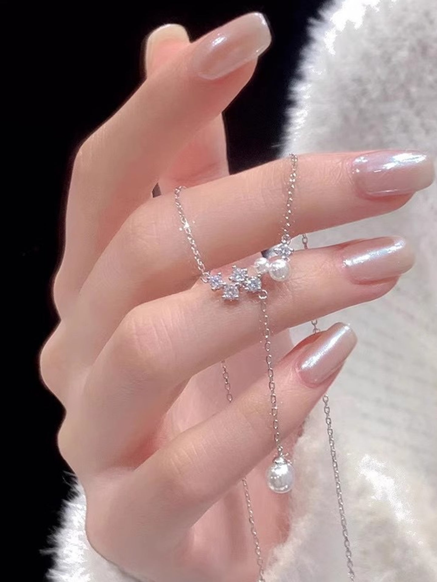 FRINGE PEARL NECKLACE