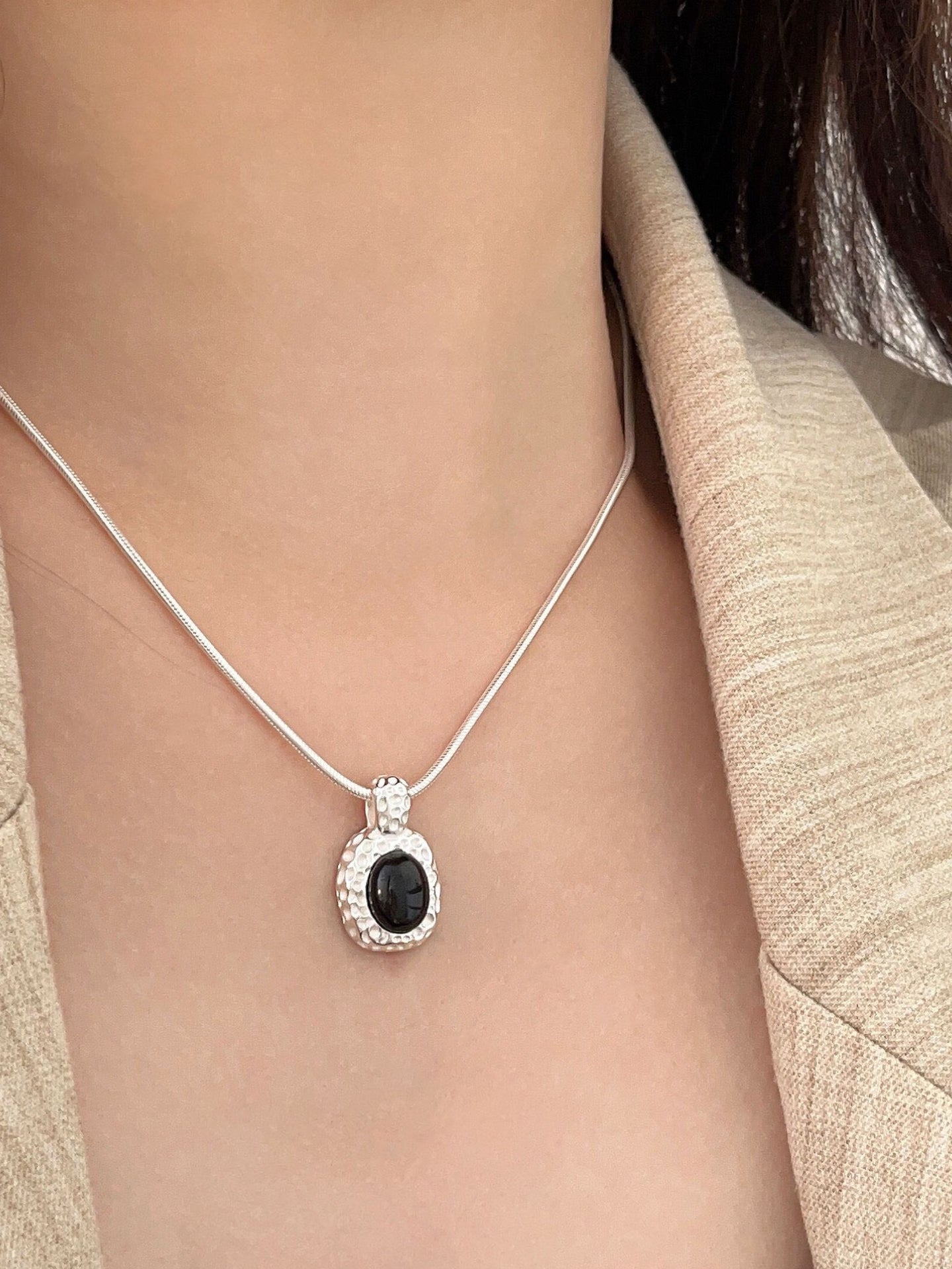 LUXURY BLACK ONYX NECKLACE