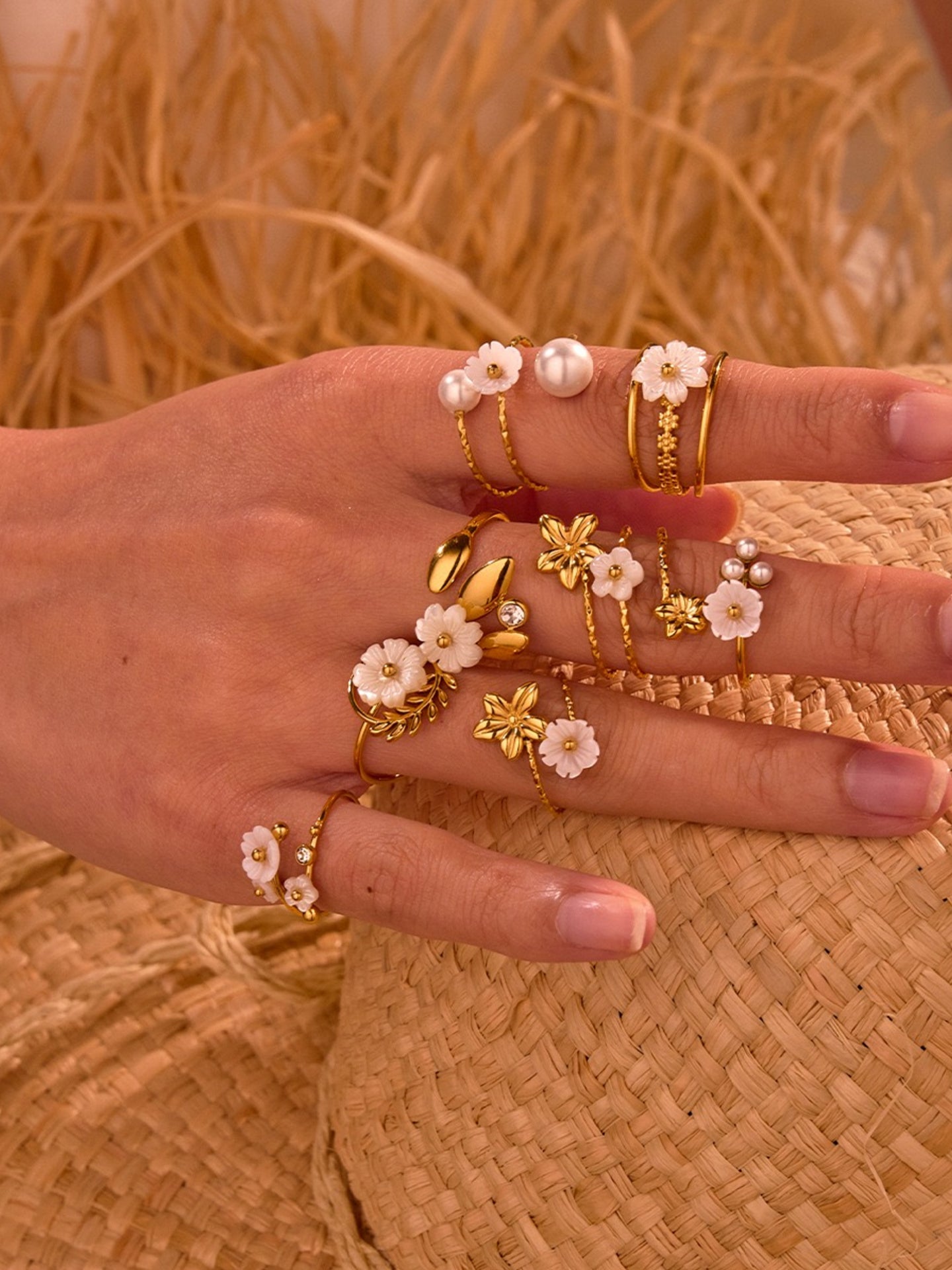 FLORAL RING