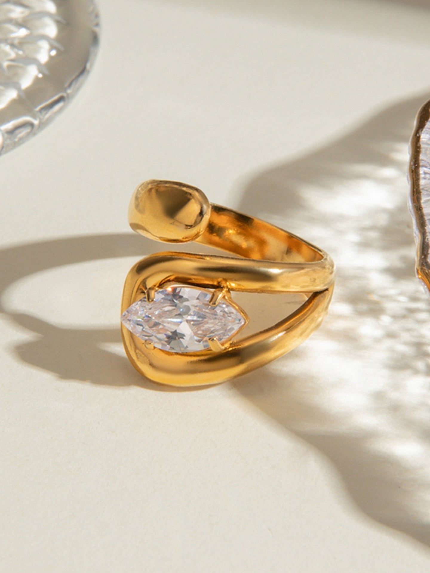 ZIRCON RING