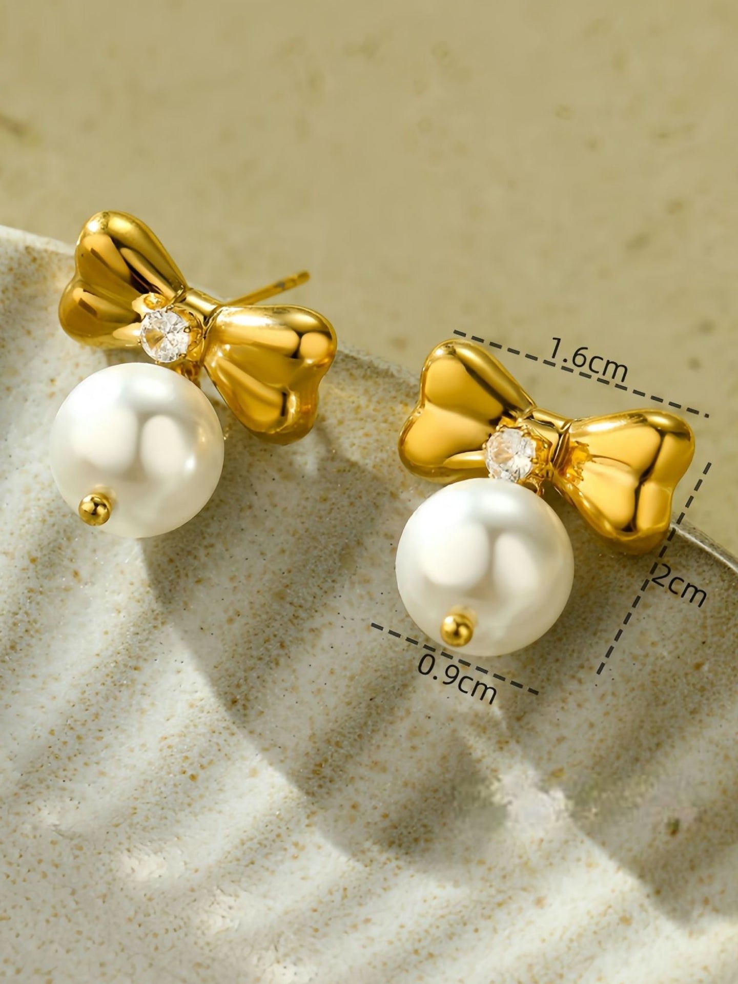 SWEET PEARL EARRINGS