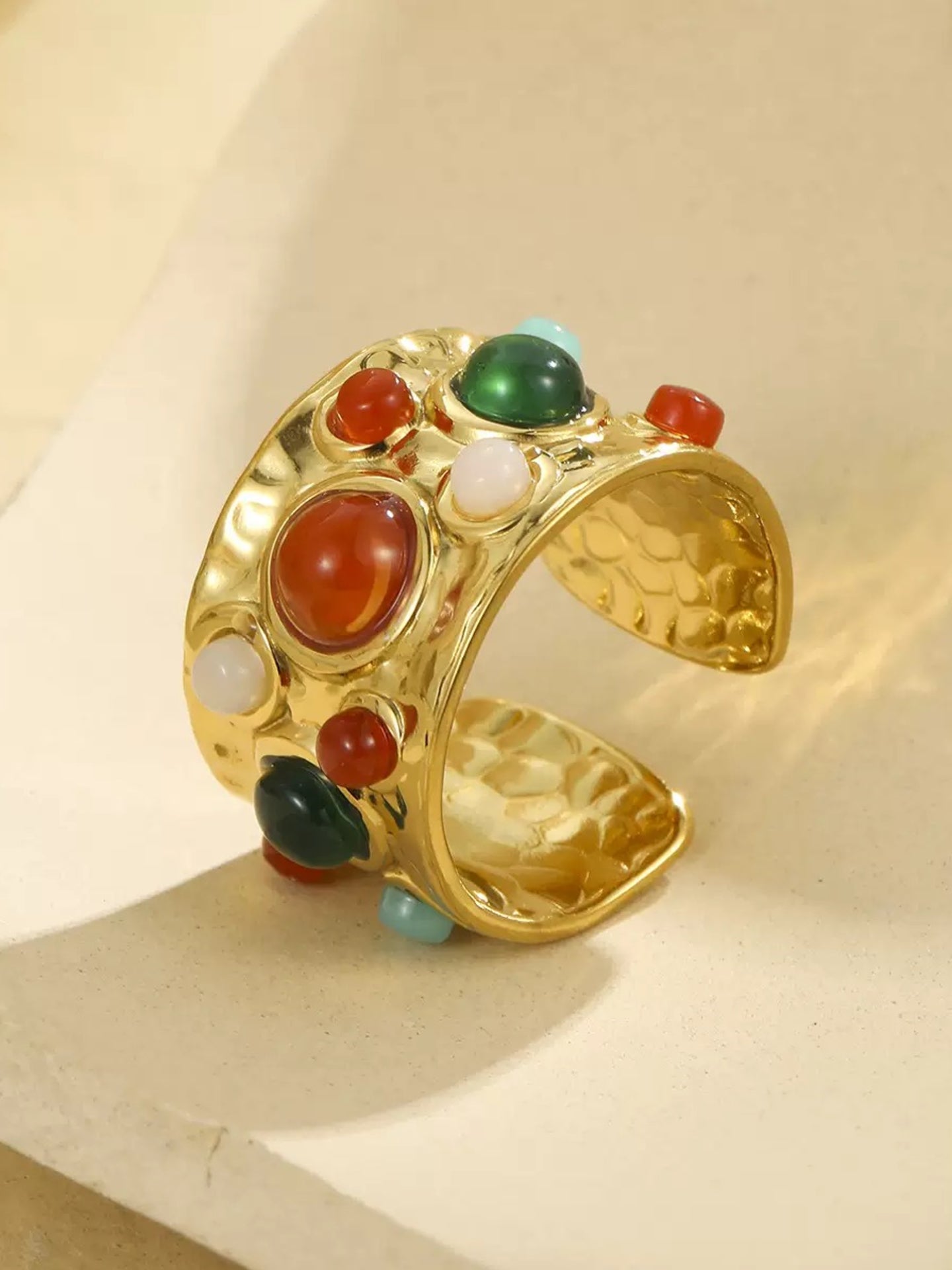 VINTAGE ROYAL STYLE RING