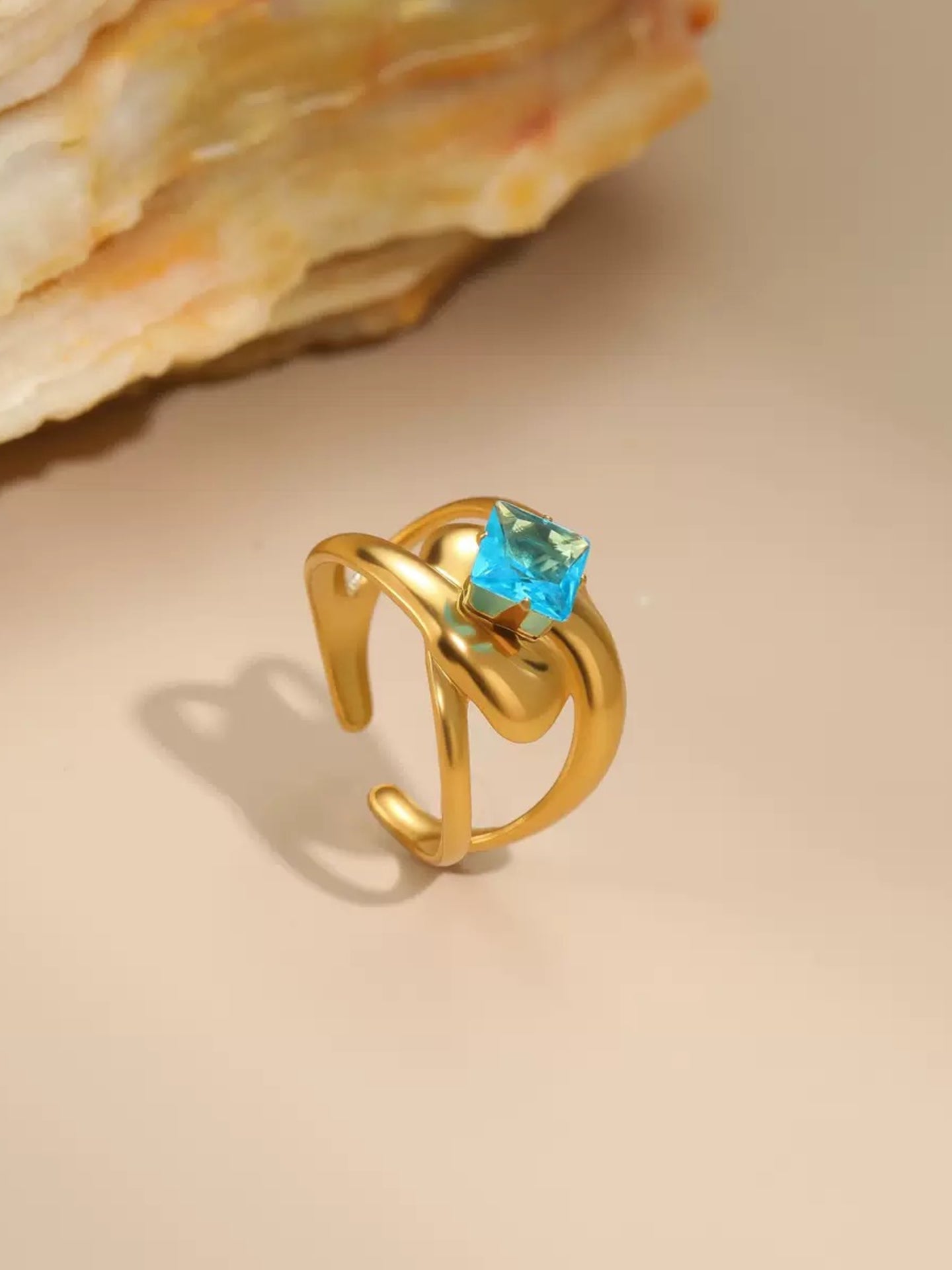 BLUE ZIRCON RING