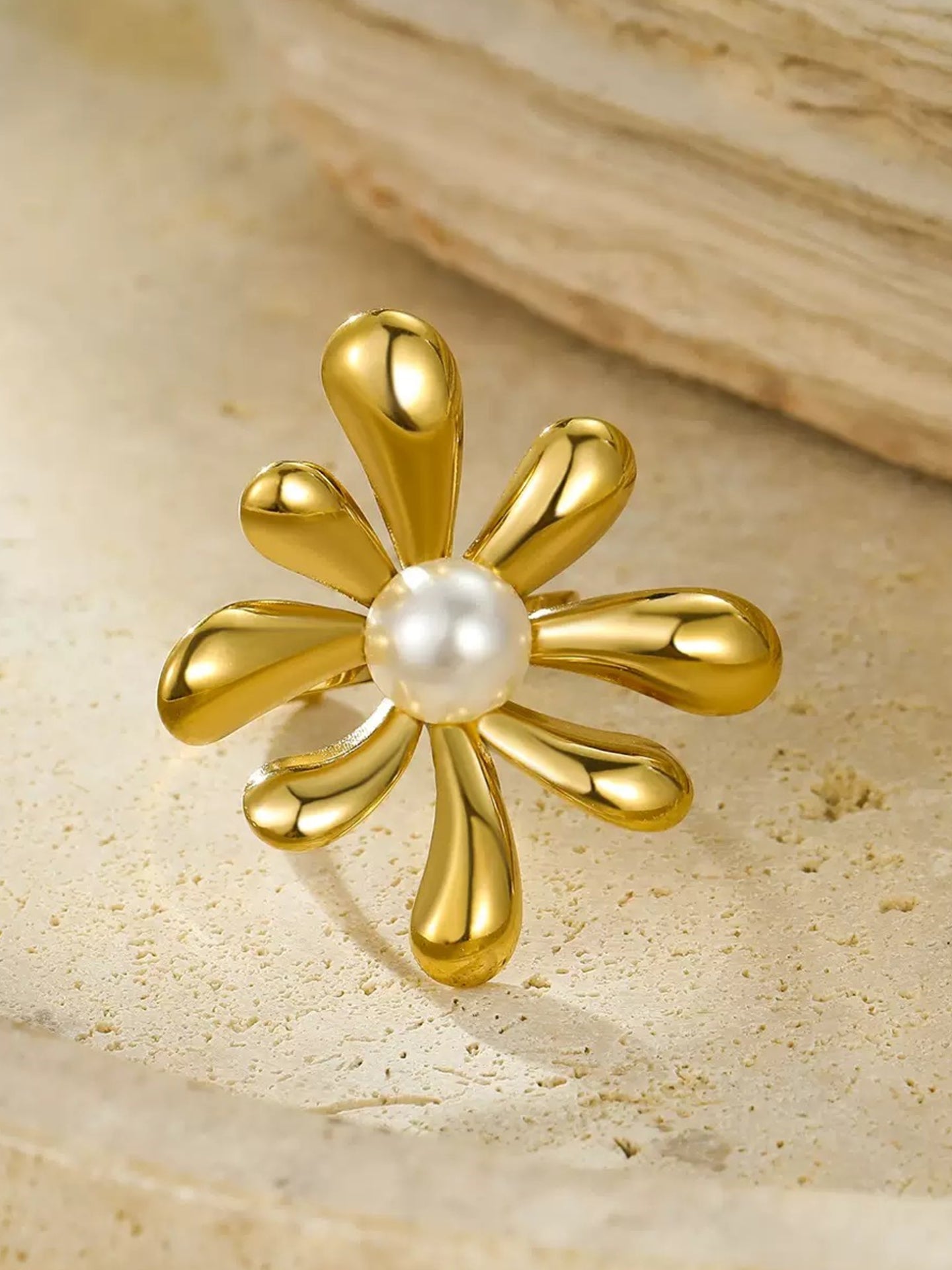 GEMSTONE PETAL RING