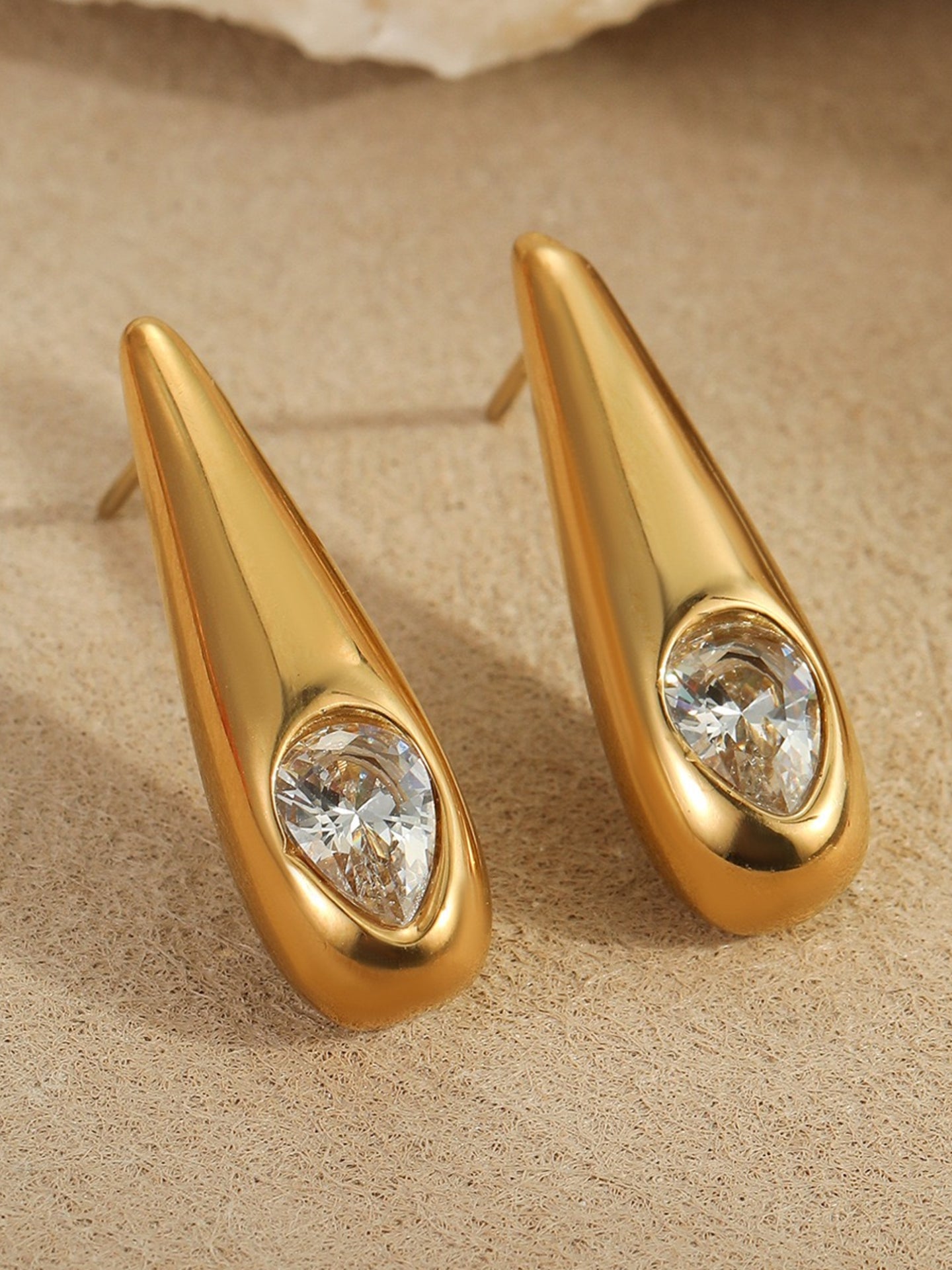 WATERDROP EARRINGS