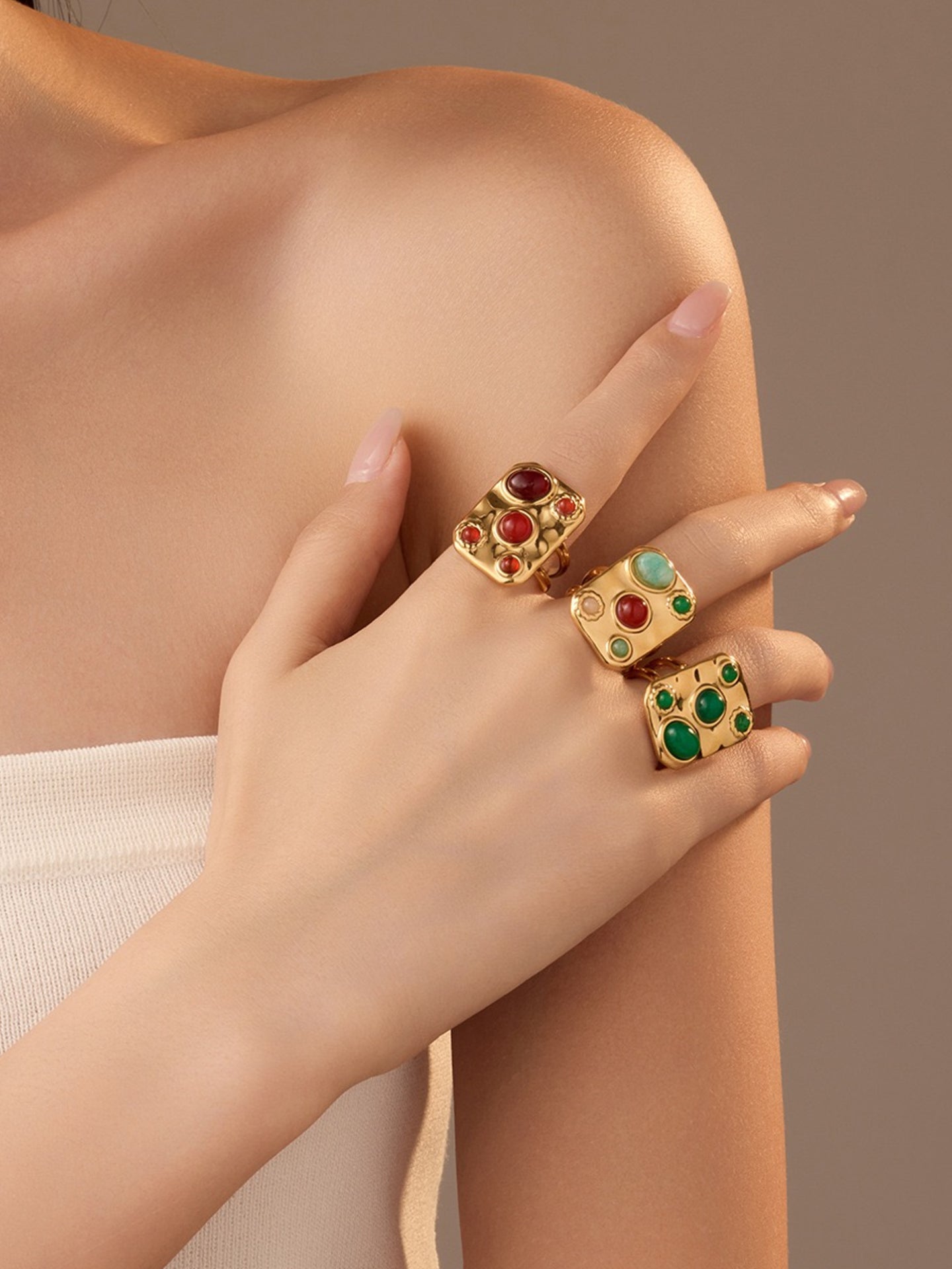 SQUARE GEMSTONE RING