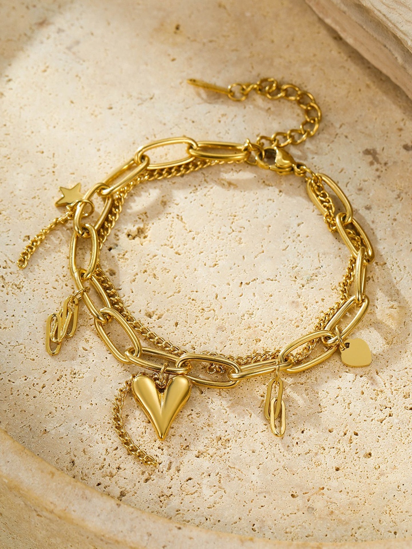 3D HEART BRACELE