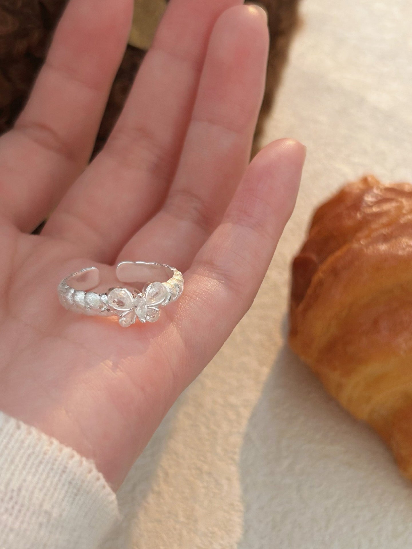 BUTTERFLY RING