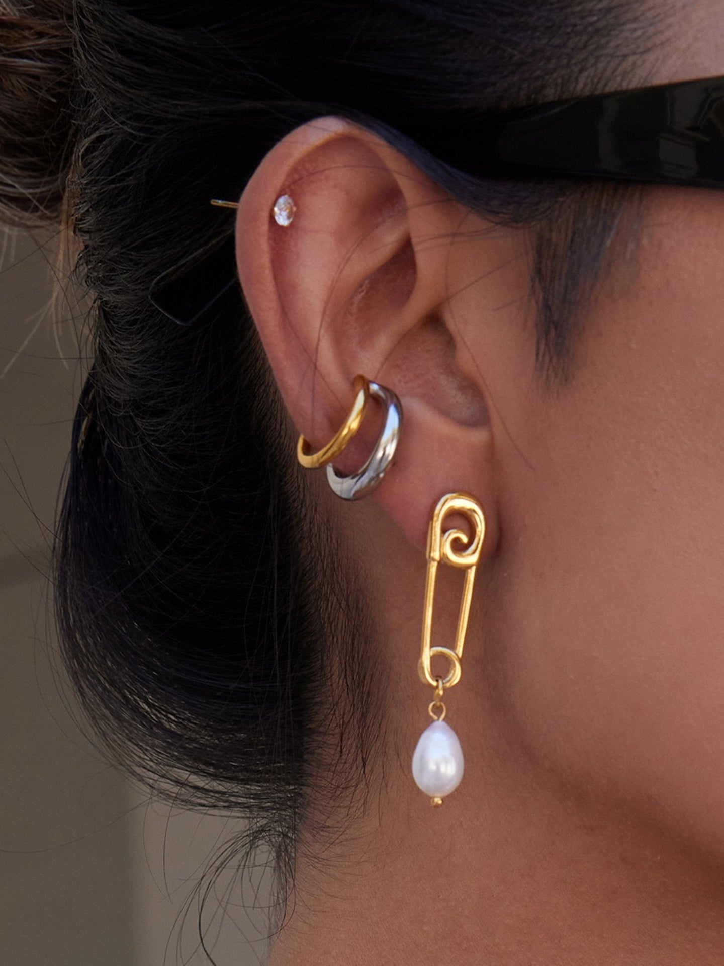 PAPERCLIP PEARL EARRINGS