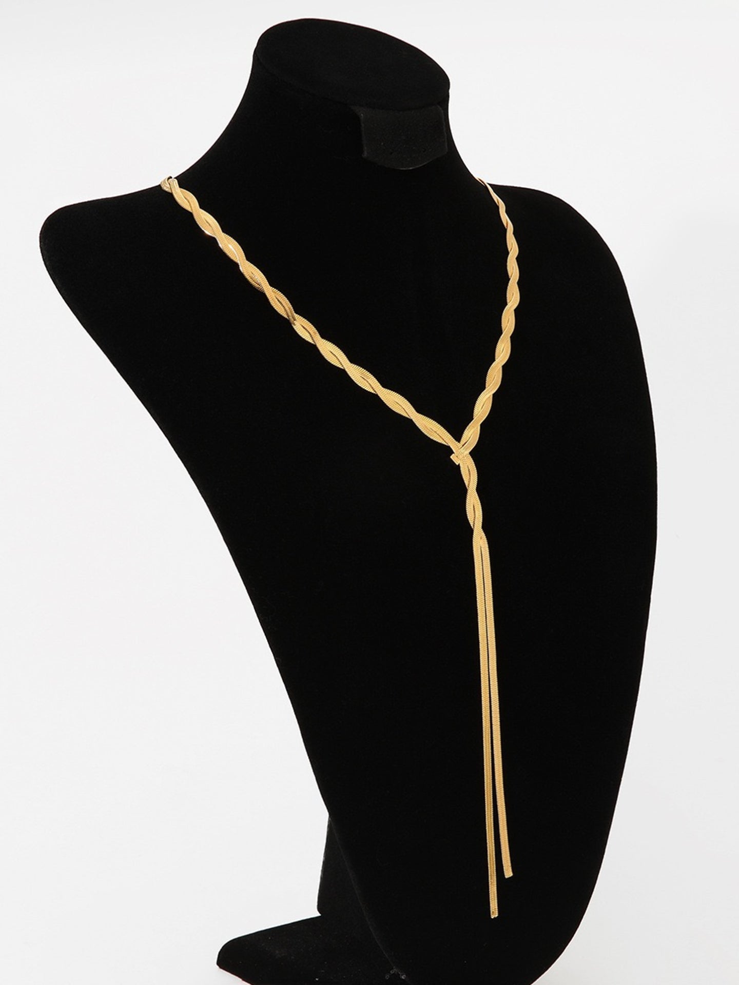 TWISTED LONG NECKLAC
