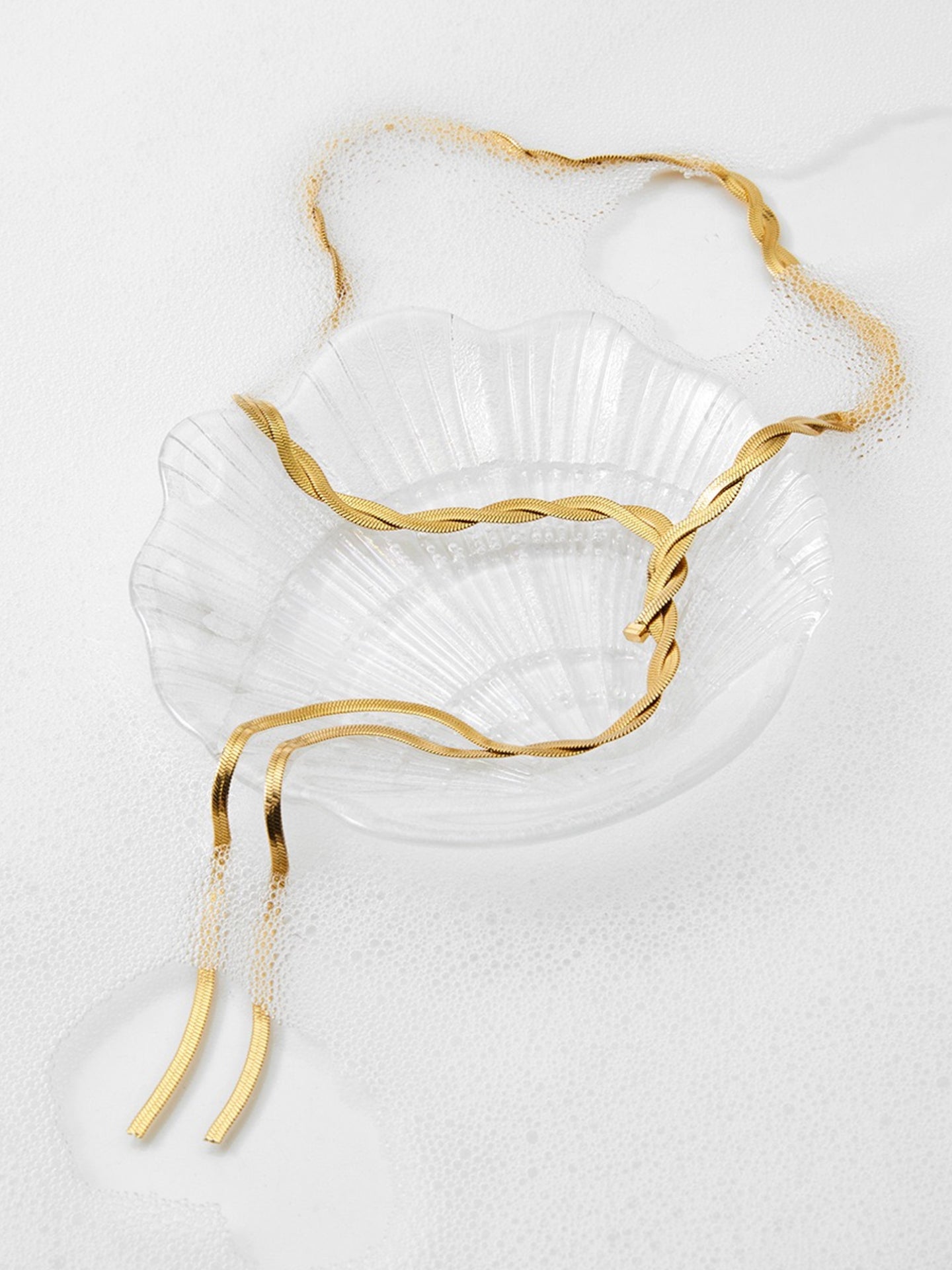 TWISTED LONG NECKLAC