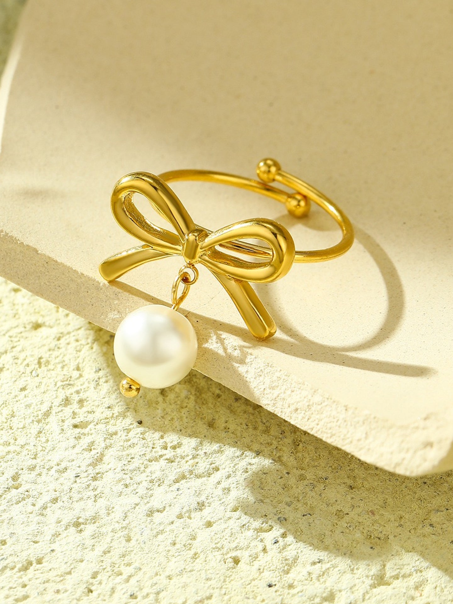 BOW PEARL RING