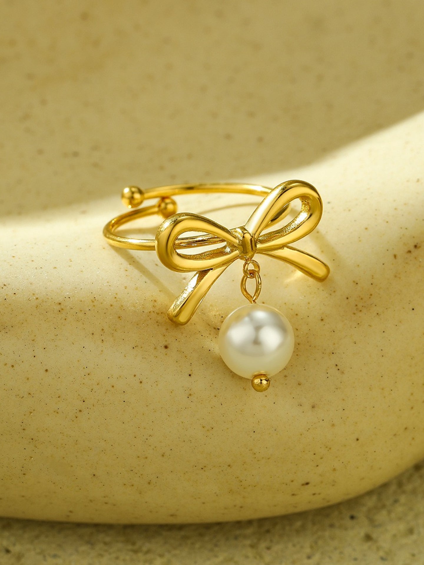 BOW PEARL RING