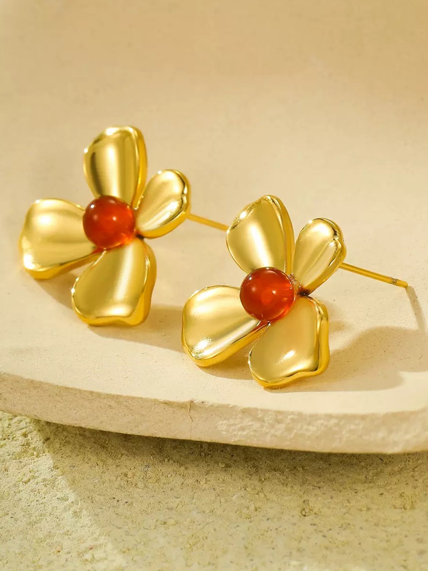 PETAL EARRINGS