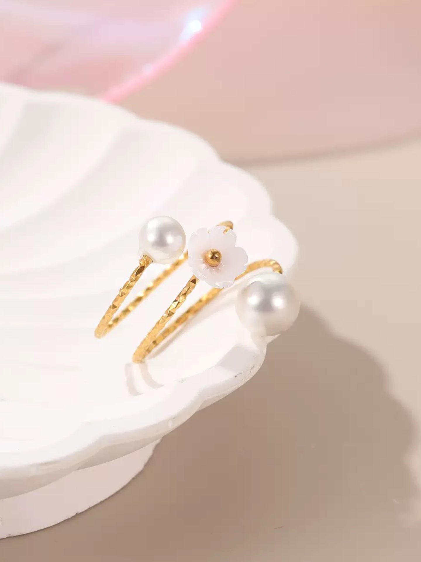 FLORAL RING