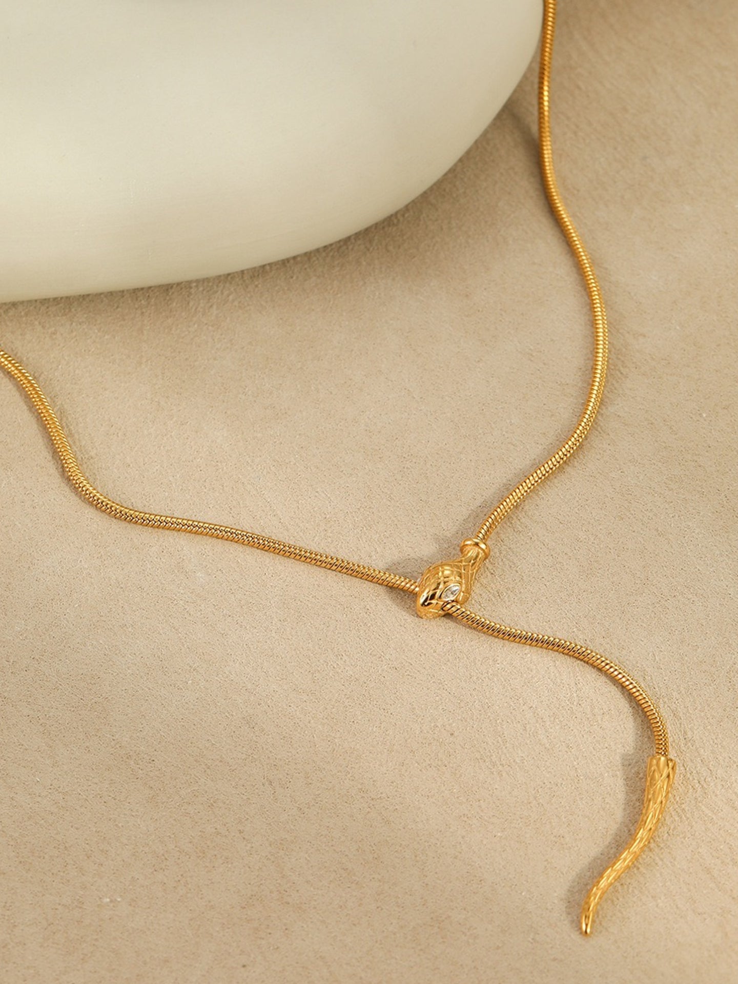 DELICATE SNAKE CHAIN