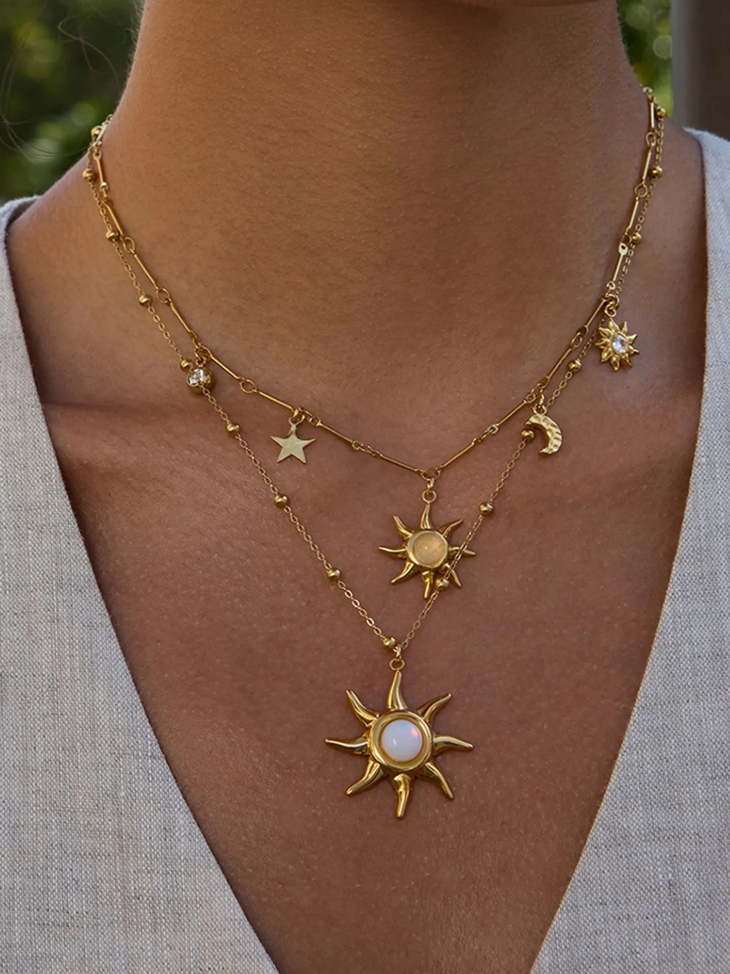 SUN NECKLACE