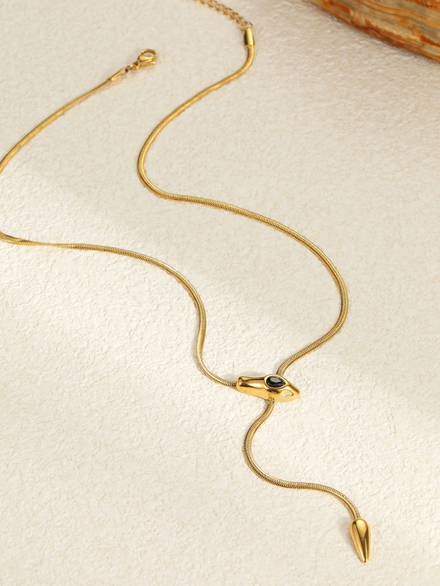 SERPENT’S GAZE CHAIN