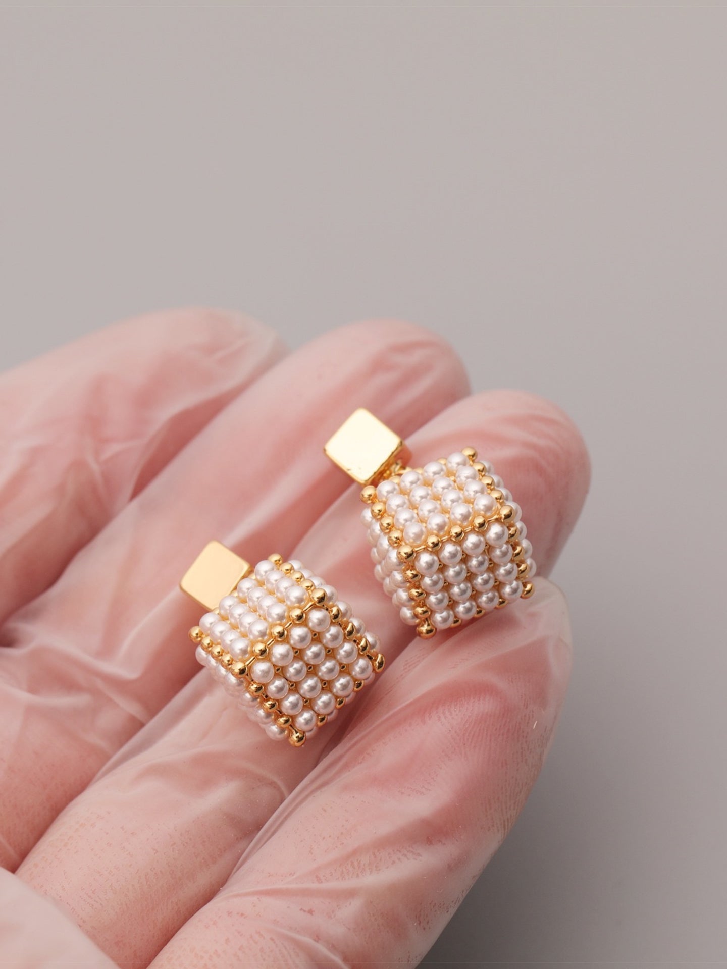 CUBE EARRINGS