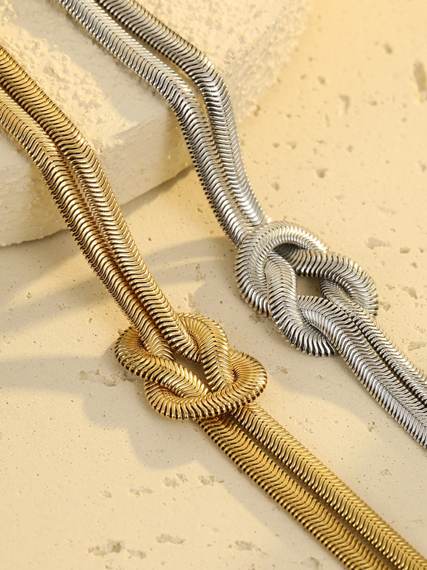 KNOTTED METAL BRACELET