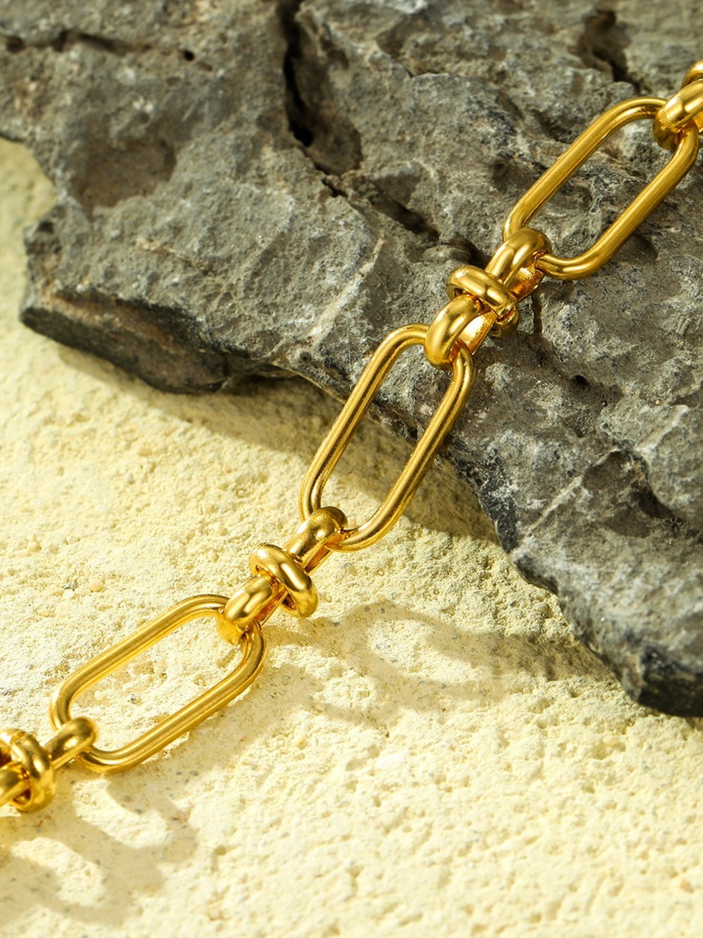 CROSS CLASP BRACELET