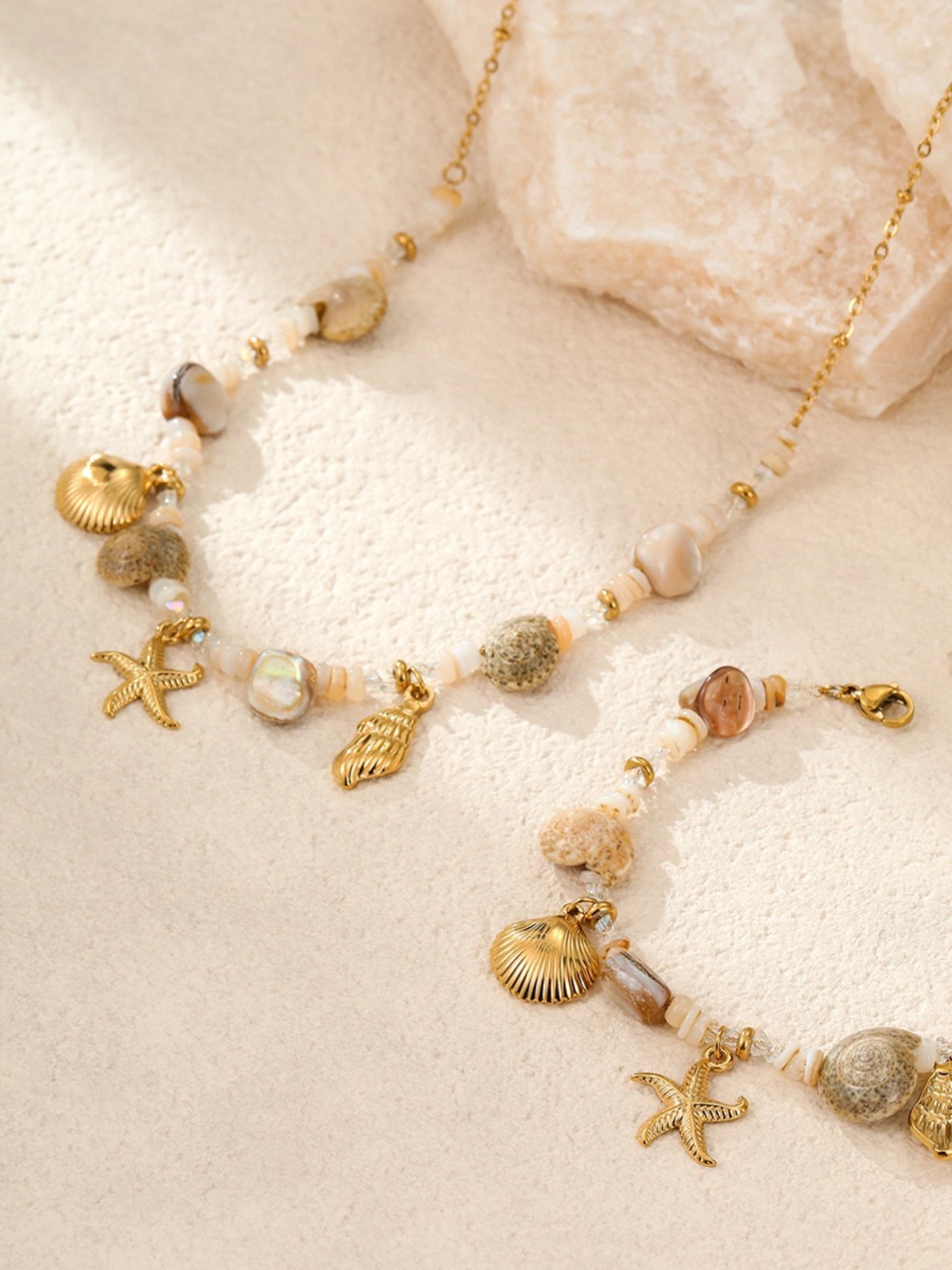 OCEANIC STYLE NECKLACE