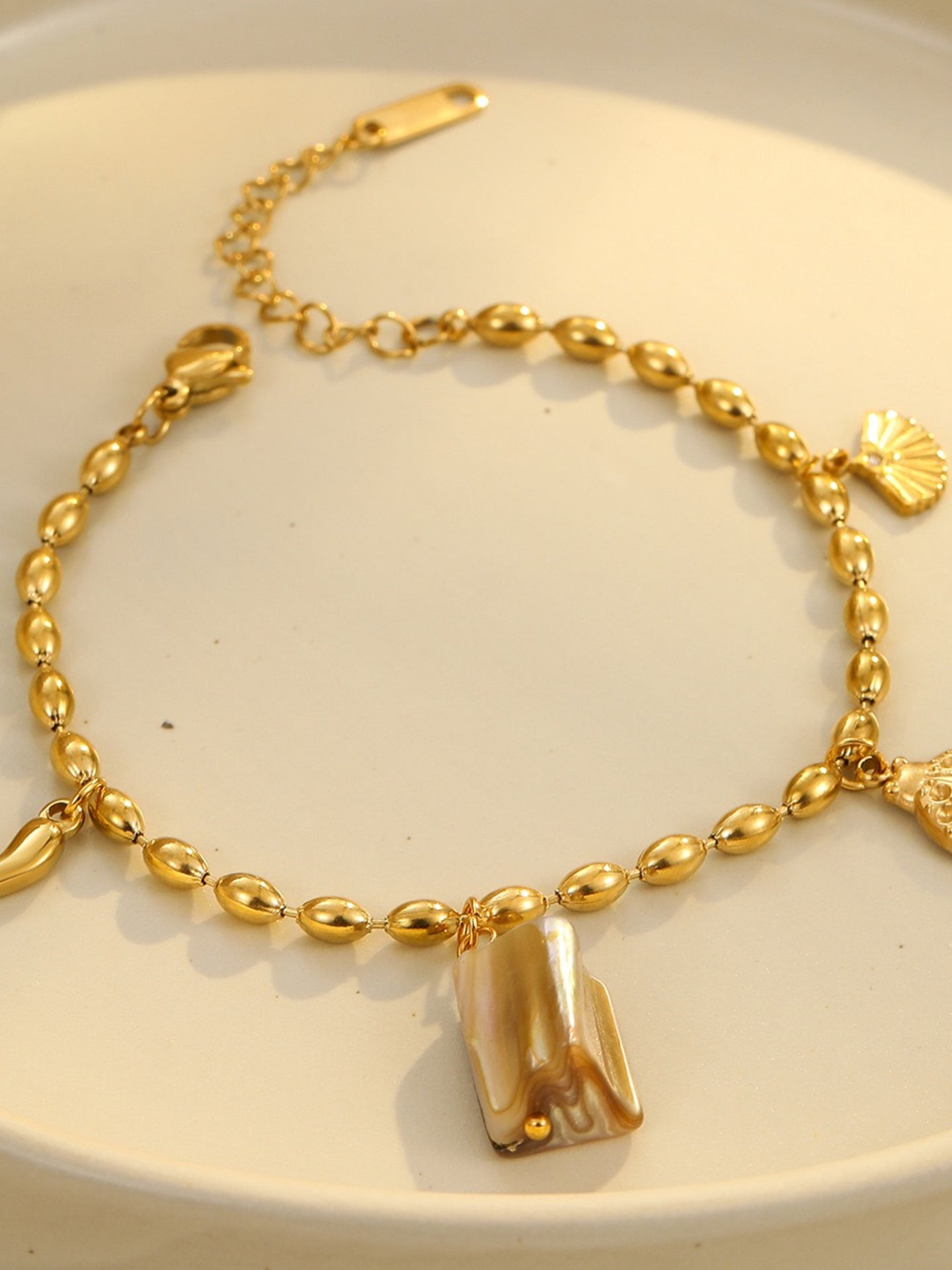 STARDUST SHELL BRACELET