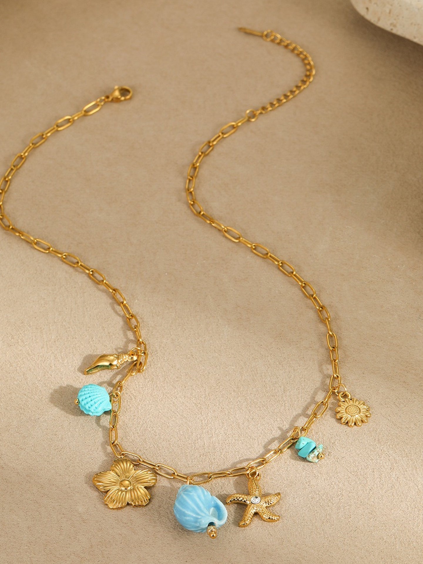 BEACH FRINGE NECKLACE