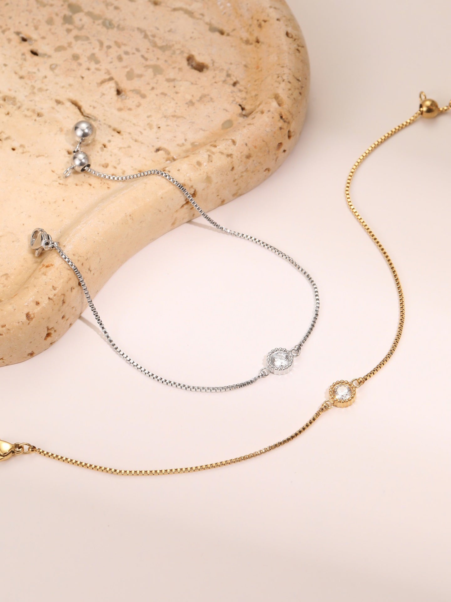 HEART DIAMOND BRACELET