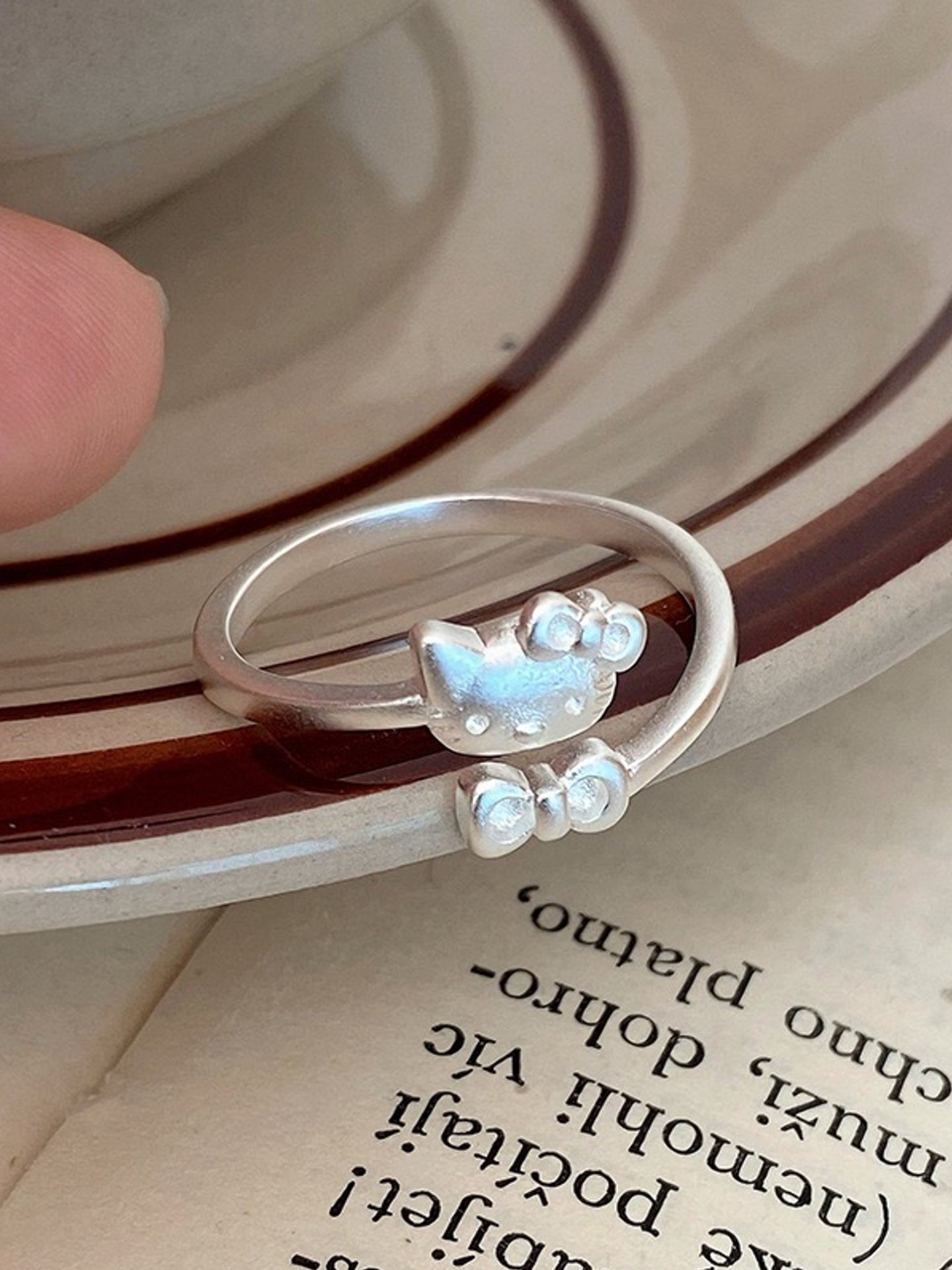 KITTEN RING
