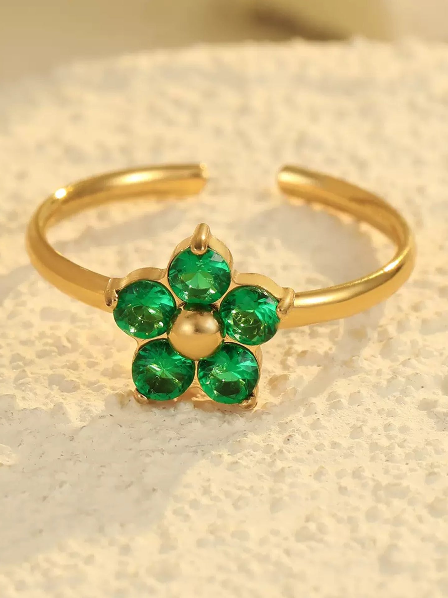 SWEET ZIRCON RING
