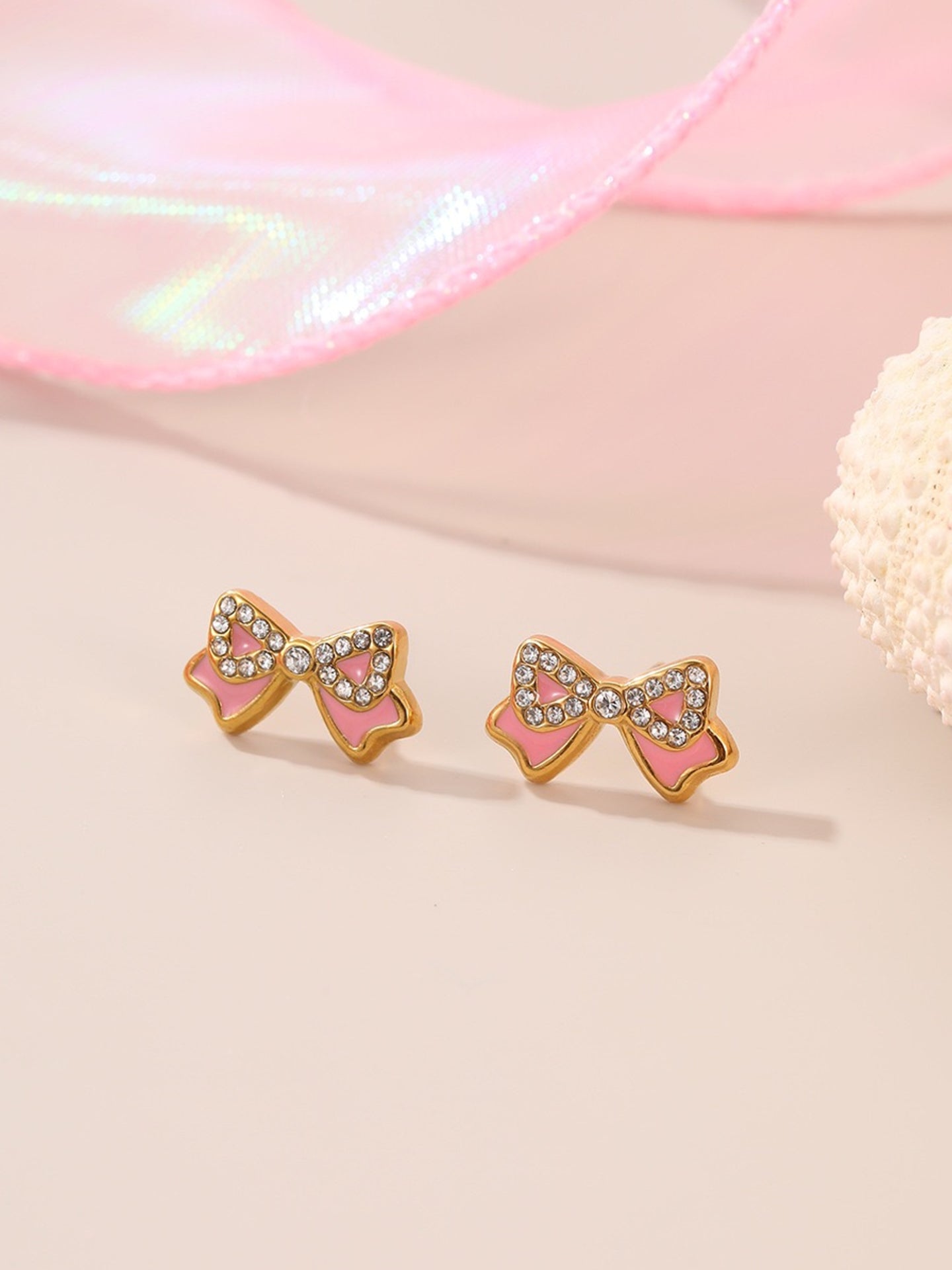 KAWAII BOW NECKLACE