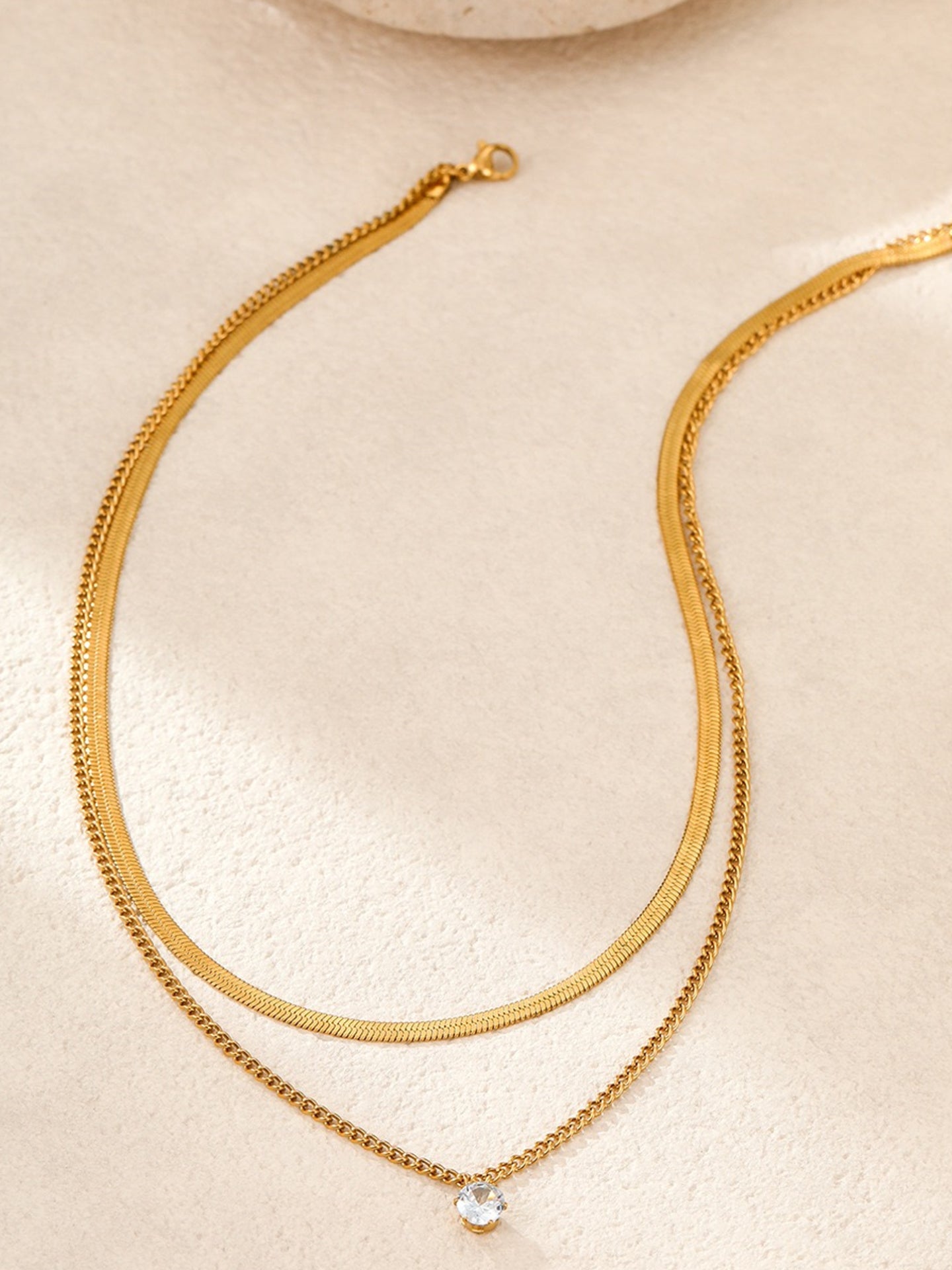 DOUBLE LAYER NECKLACE