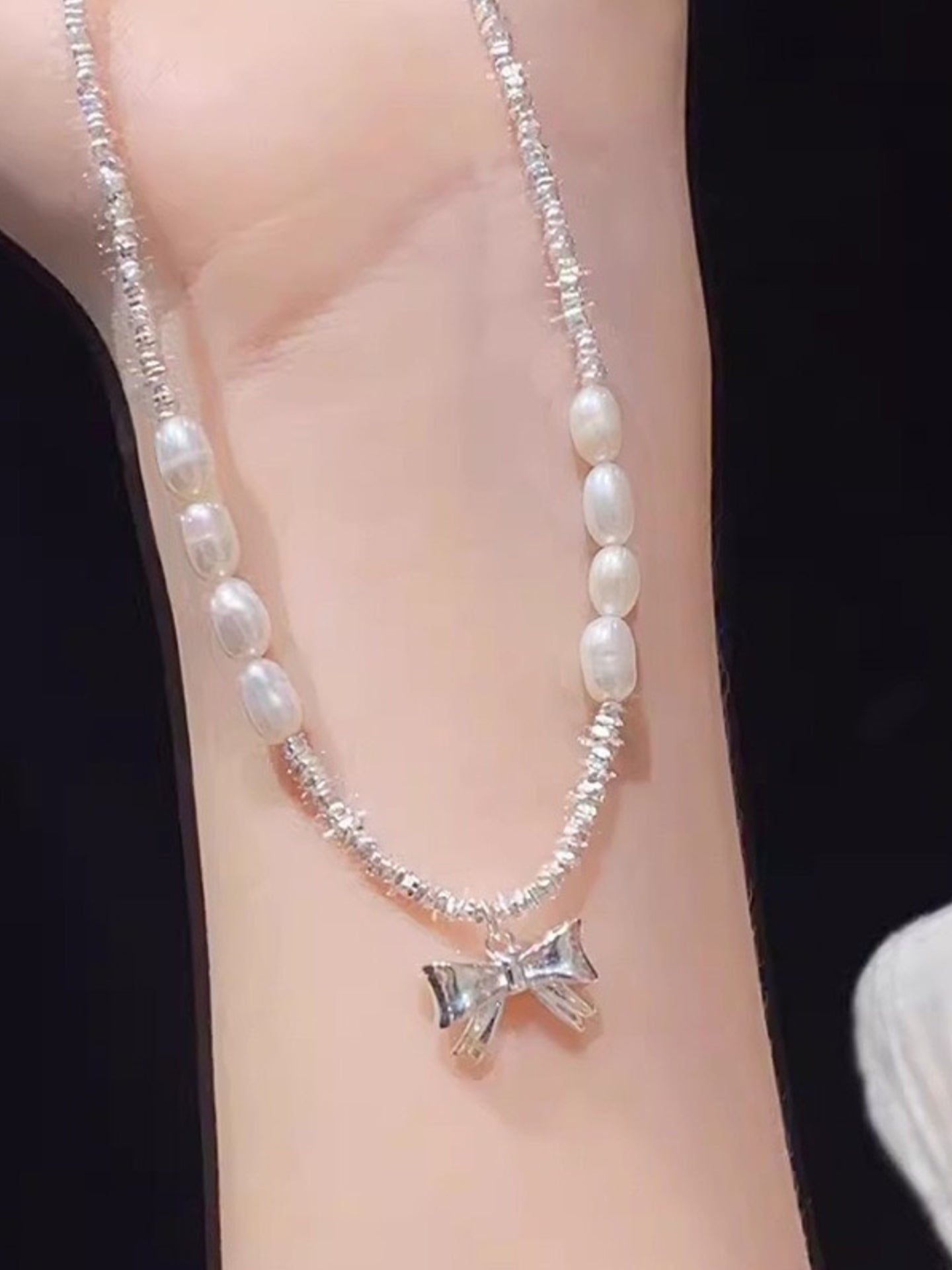BOW PEARL NECKLACE