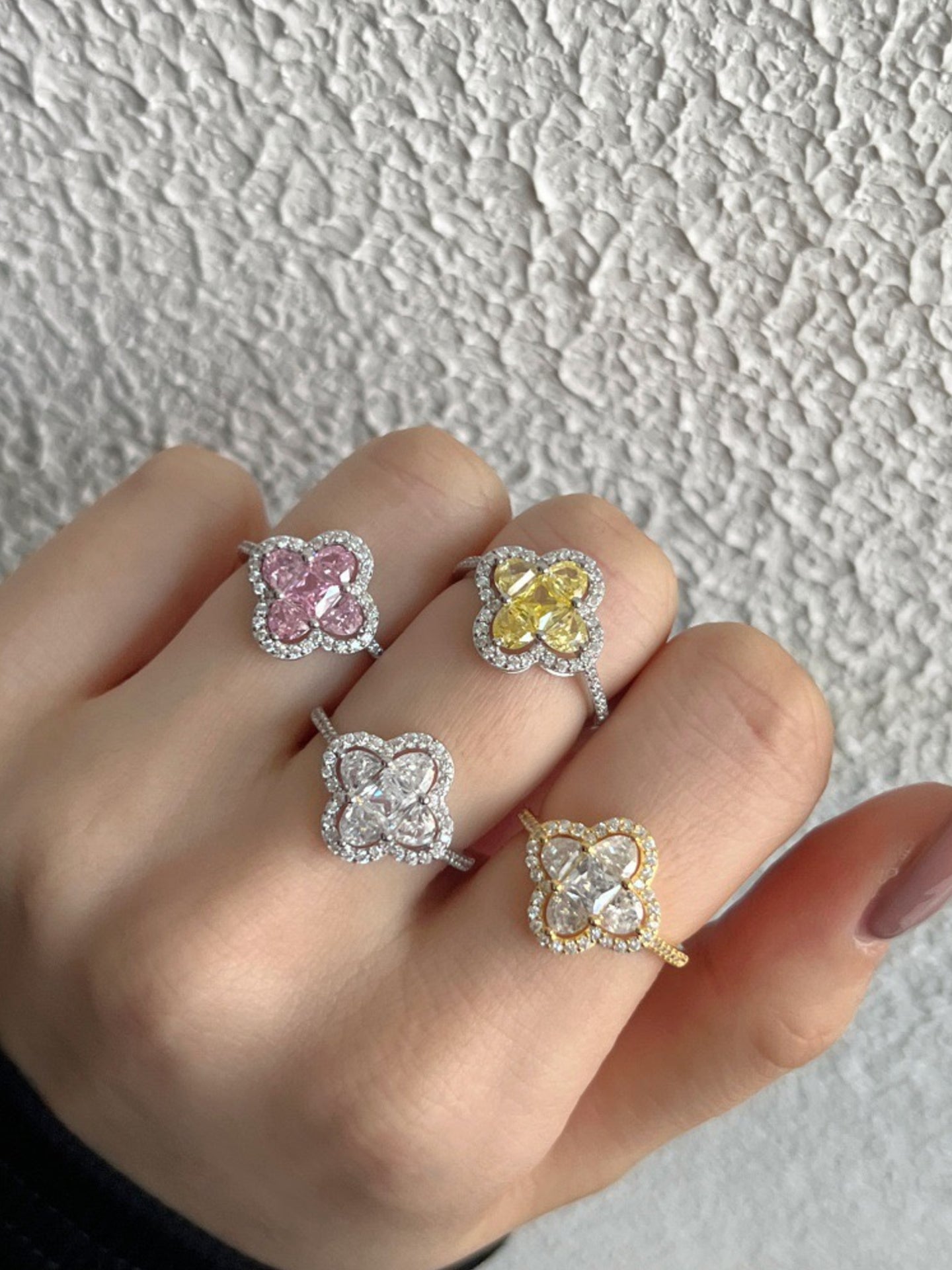 FOUR-LEAF CLOVER RING