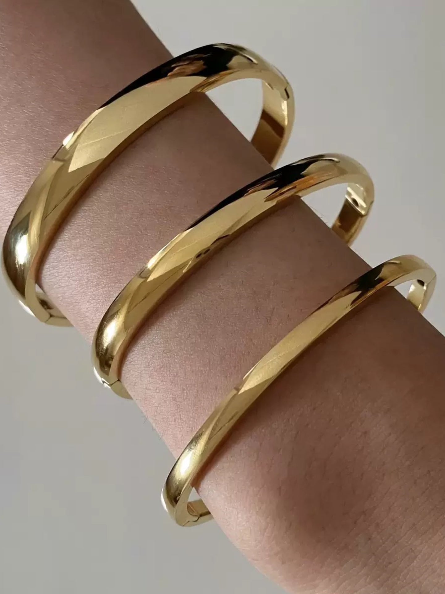 VINTAGE CLASP BRACELET