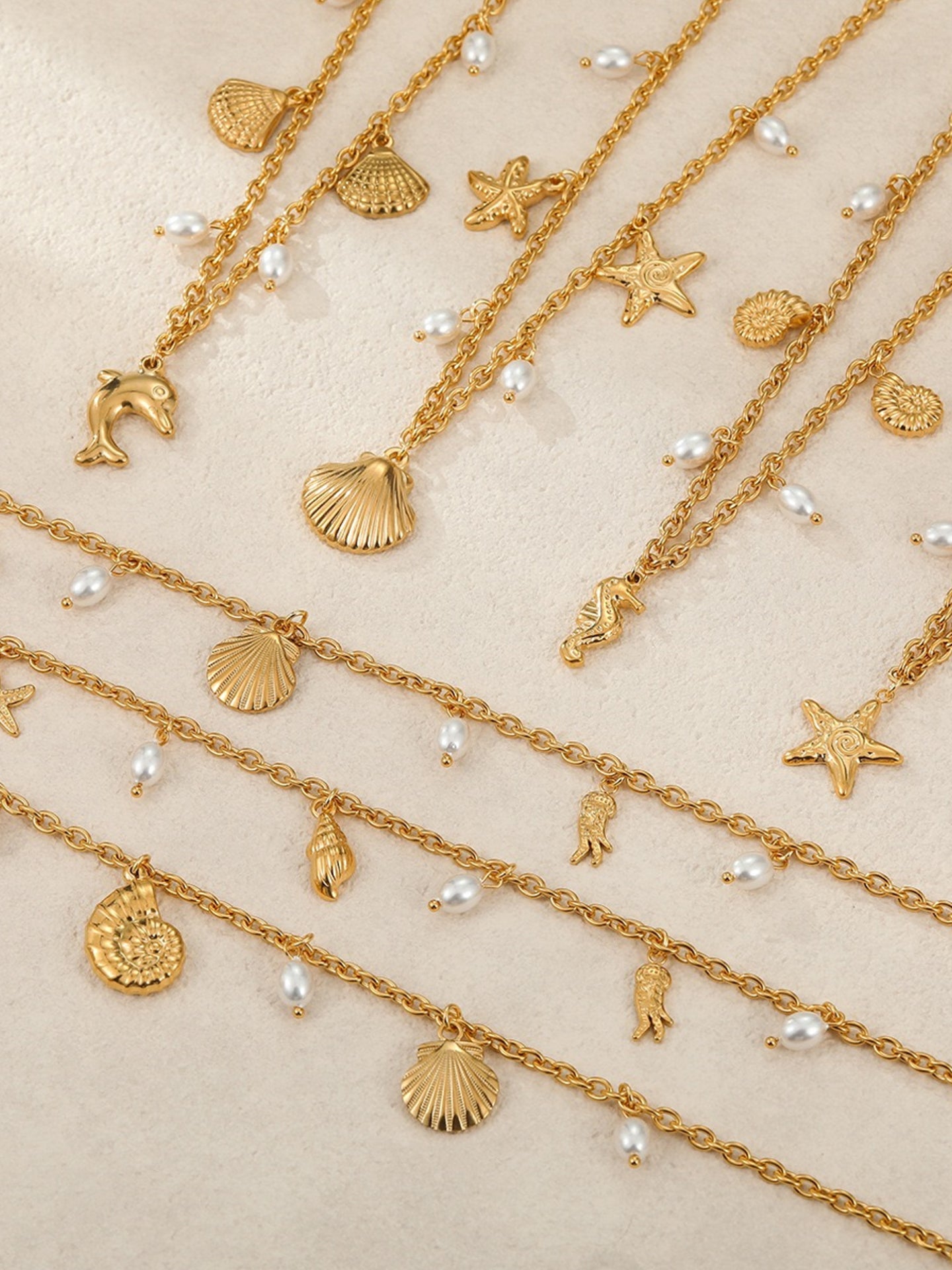 STARDUST SHELL NECKLACE