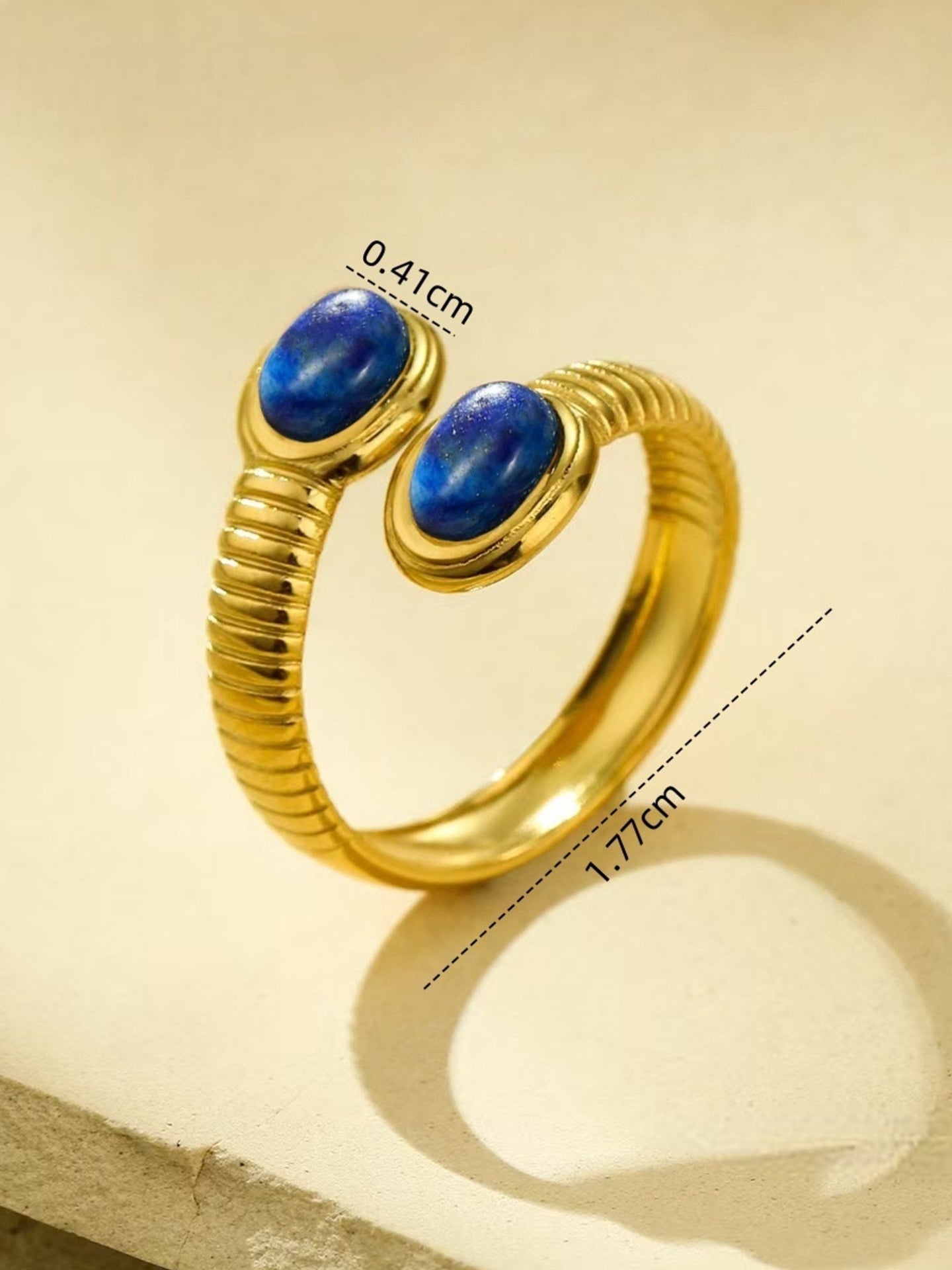 GEMSTONE SERPENT RING