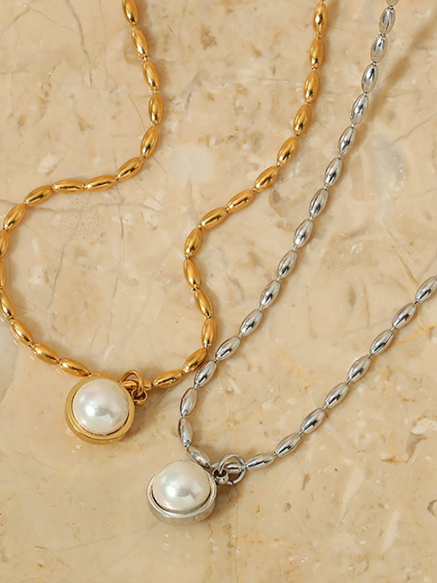 VINTAGE PEARL NECKLACE