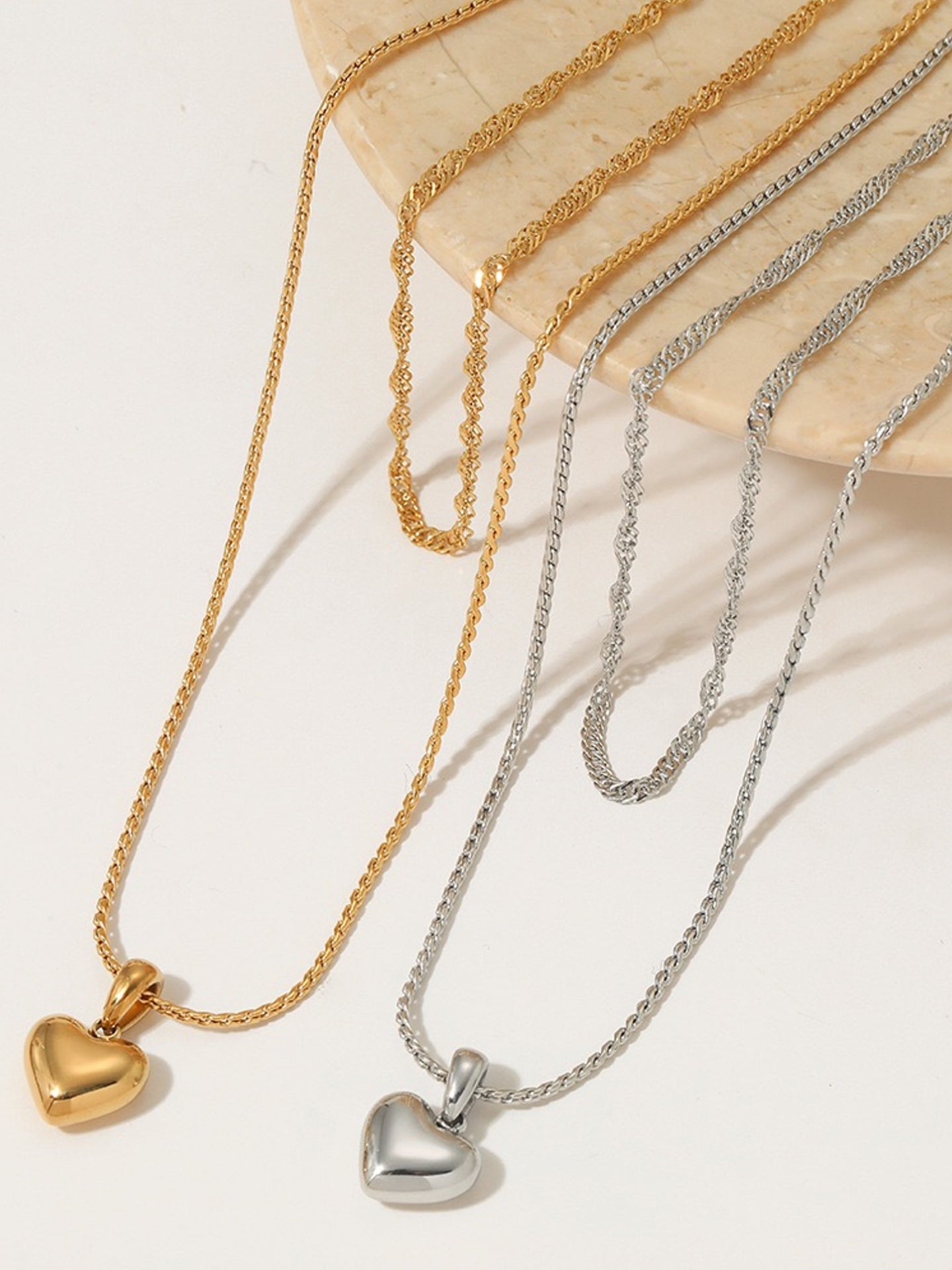 DOUBLE-LAYER HEART NECKLACE
