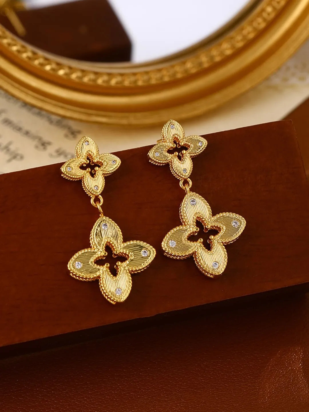 FOUR-LEAF CLOVER EARRINGS