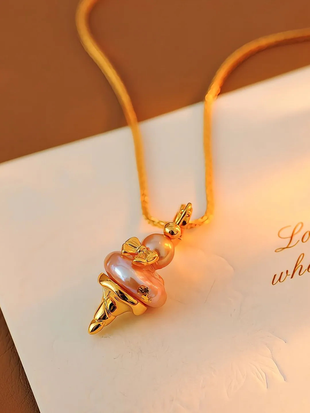 BAROQUE ICE CREAM NECKLACE