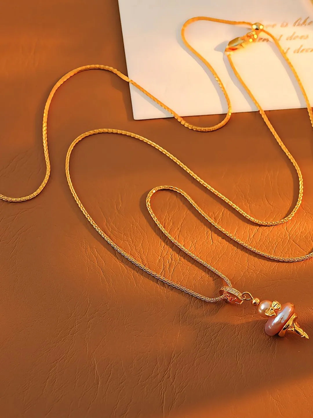 BAROQUE ICE CREAM NECKLACE