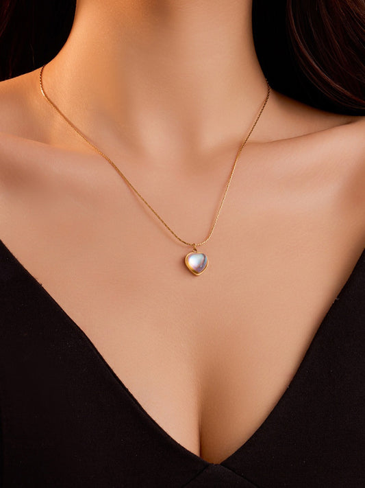 MOONSTONE NECKLACE