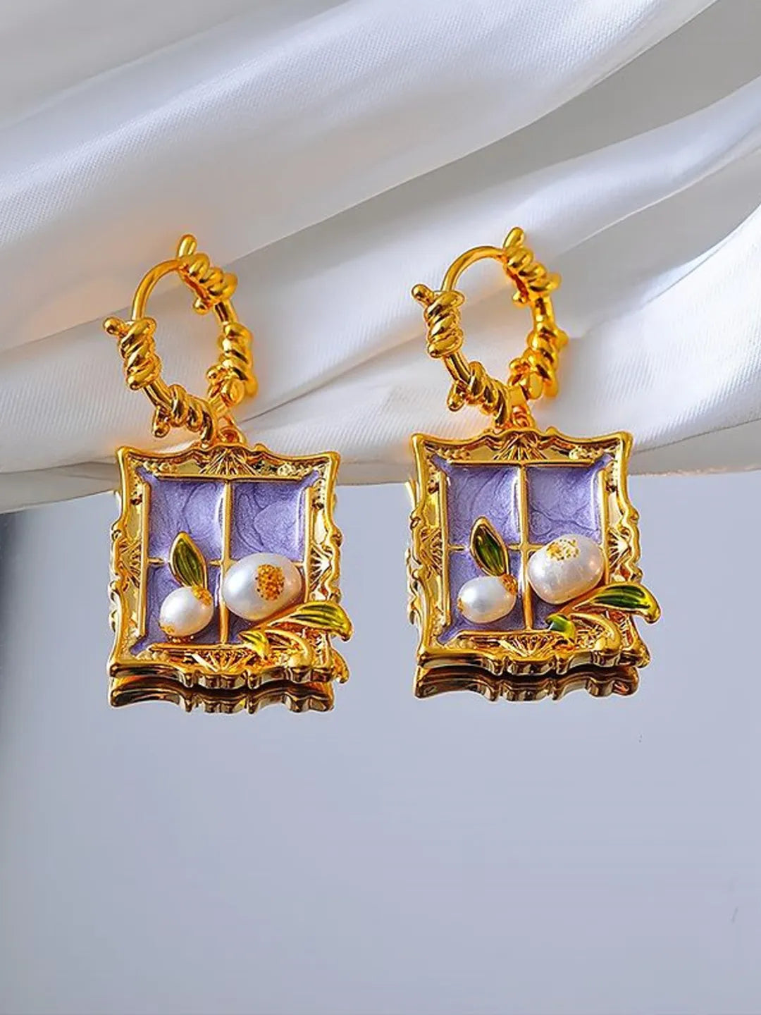MONET VINTAGE EARRINGS