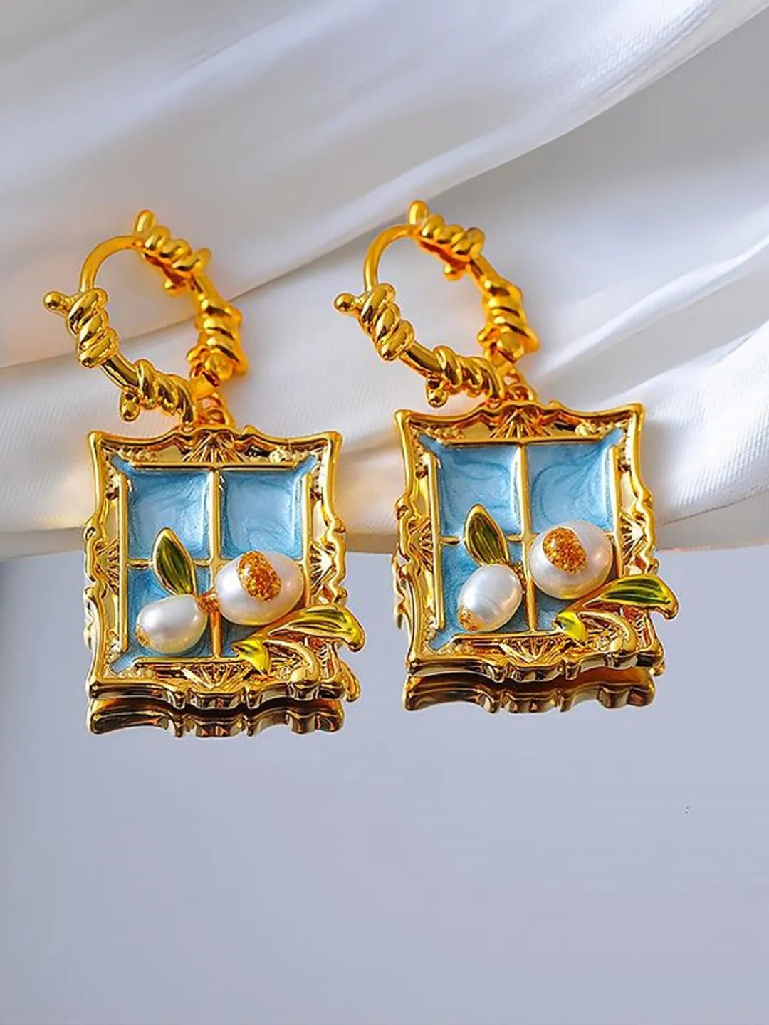 MONET VINTAGE EARRINGS